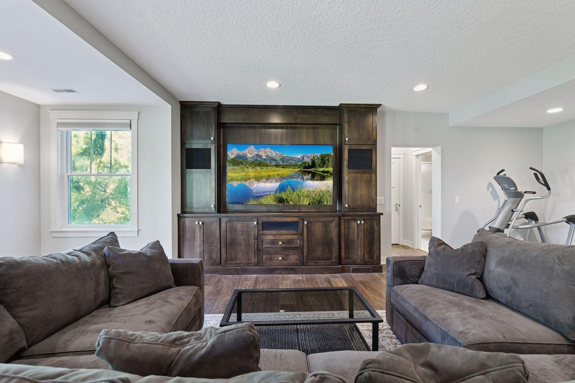 5885 Sunnybrook Lane