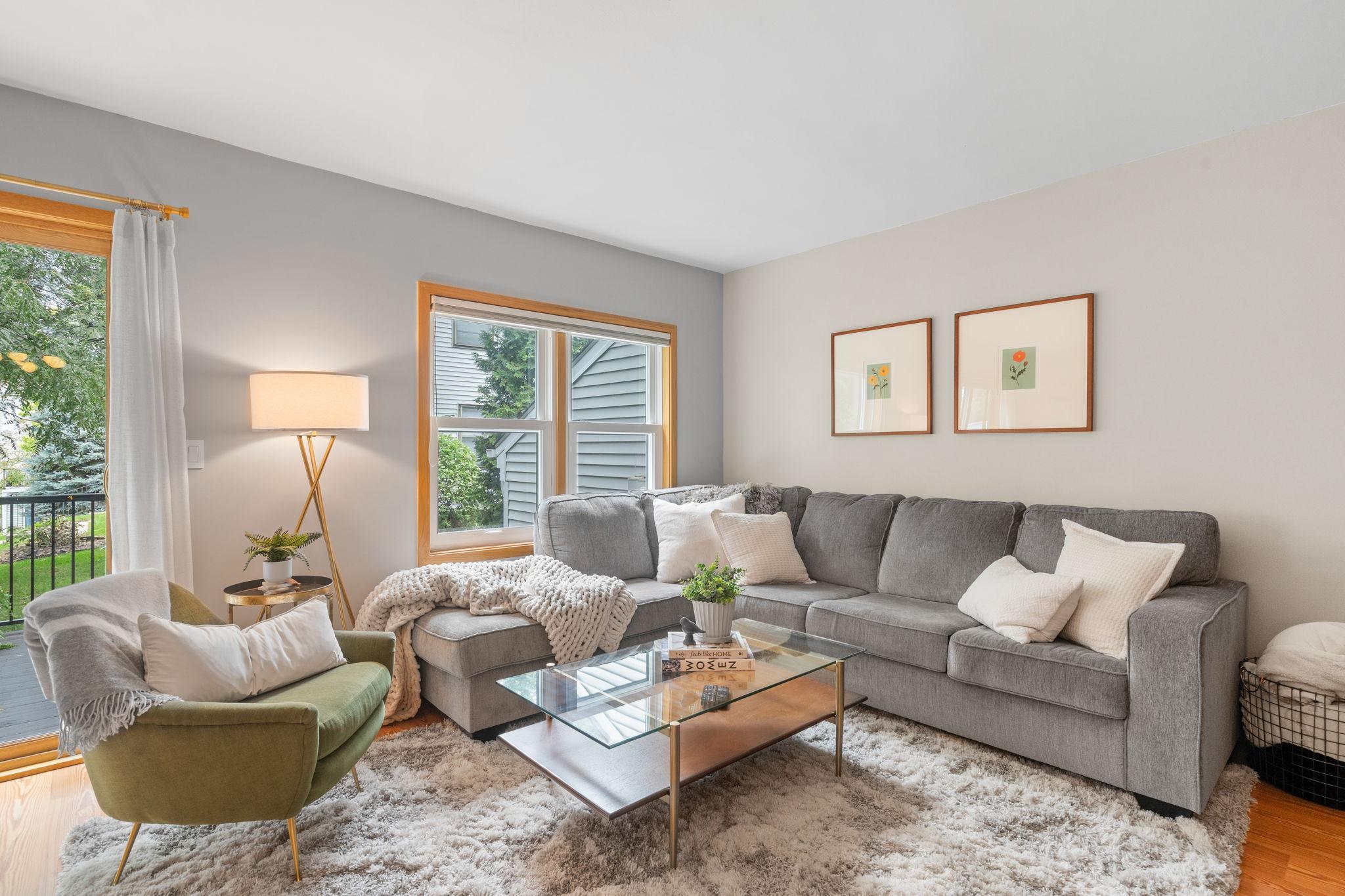 240 3rd Avenue NE