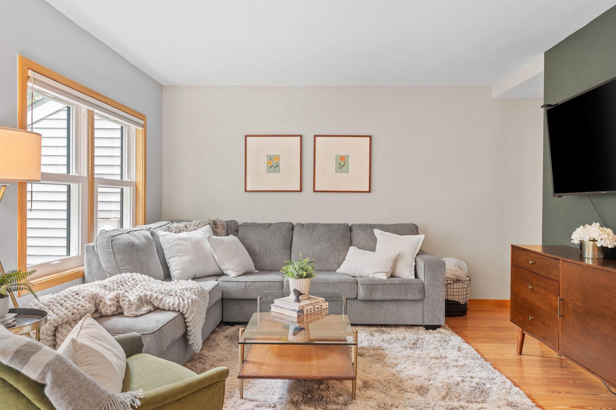 240 3rd Avenue NE