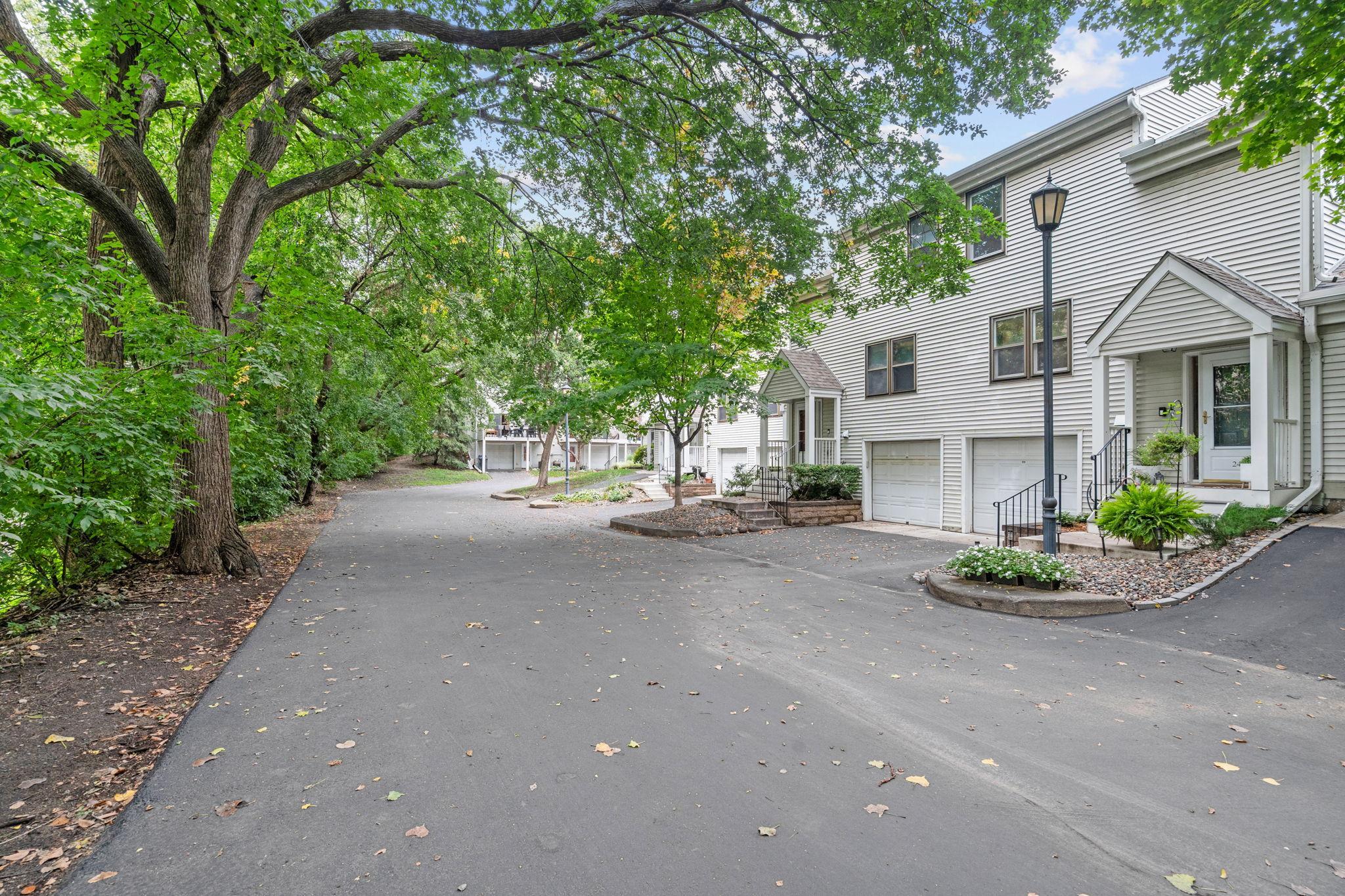 240 3rd Avenue NE