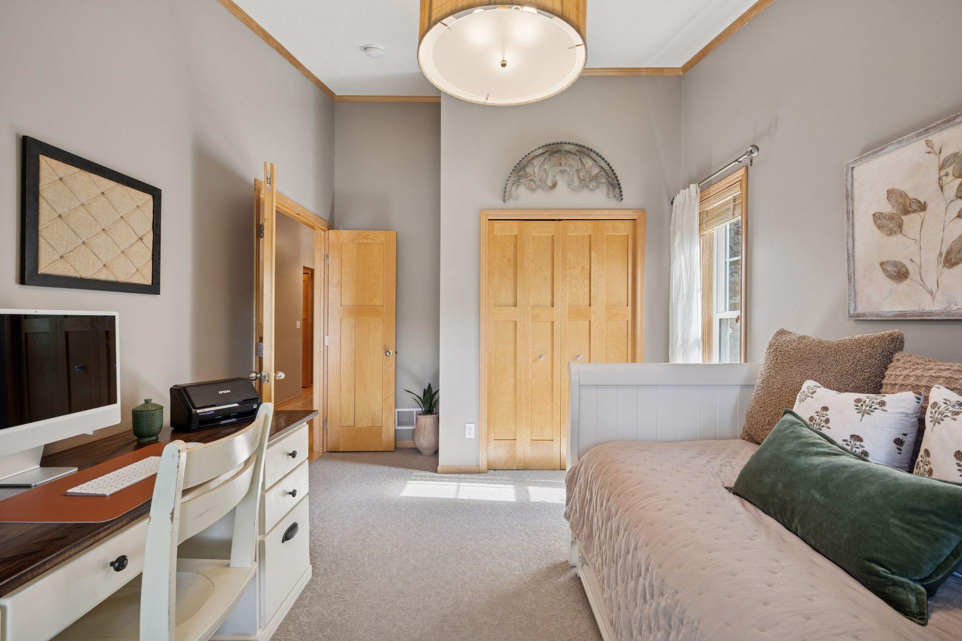 1309 Grandview Circle