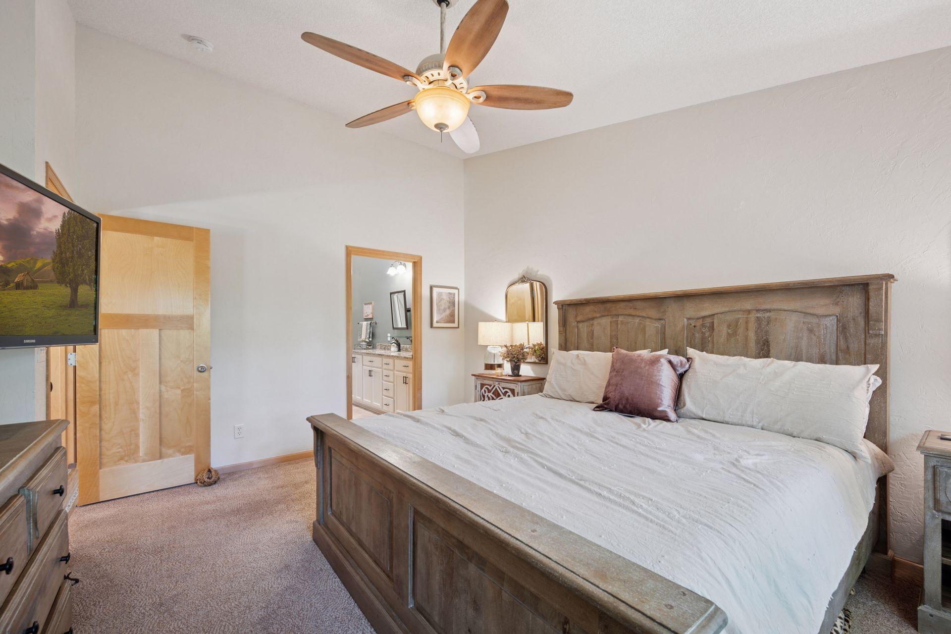 1309 Grandview Circle