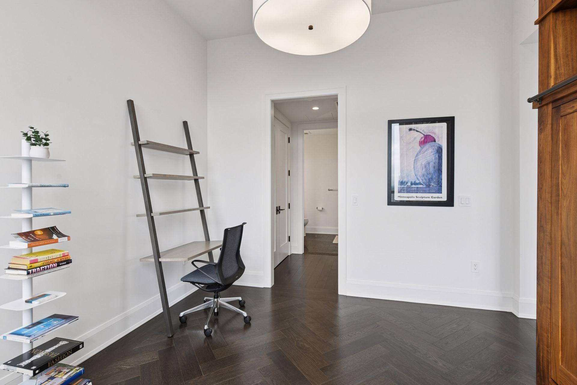 1111 W River Parkway Unit: 23D