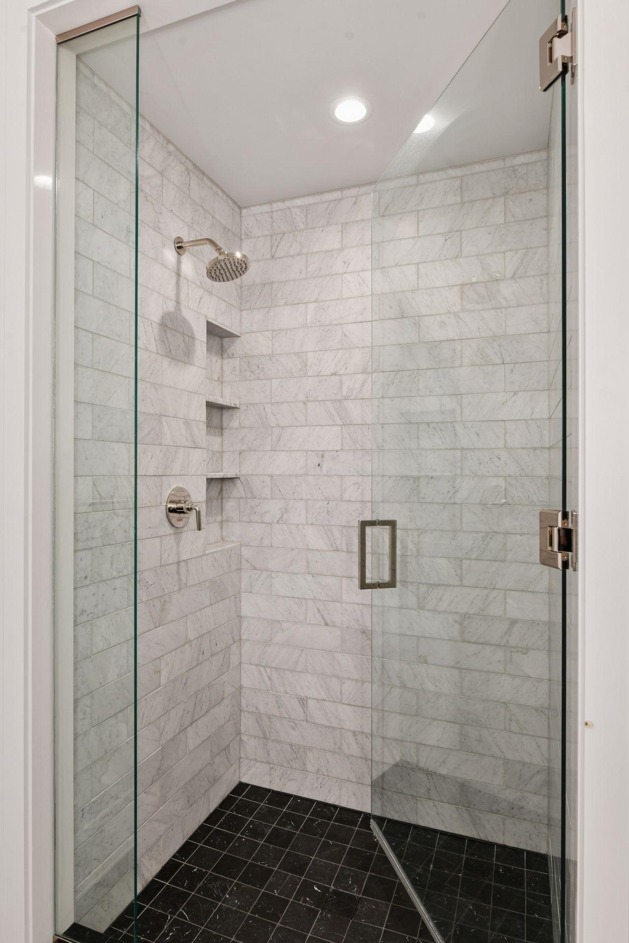 1111 W River Parkway Unit: 23D