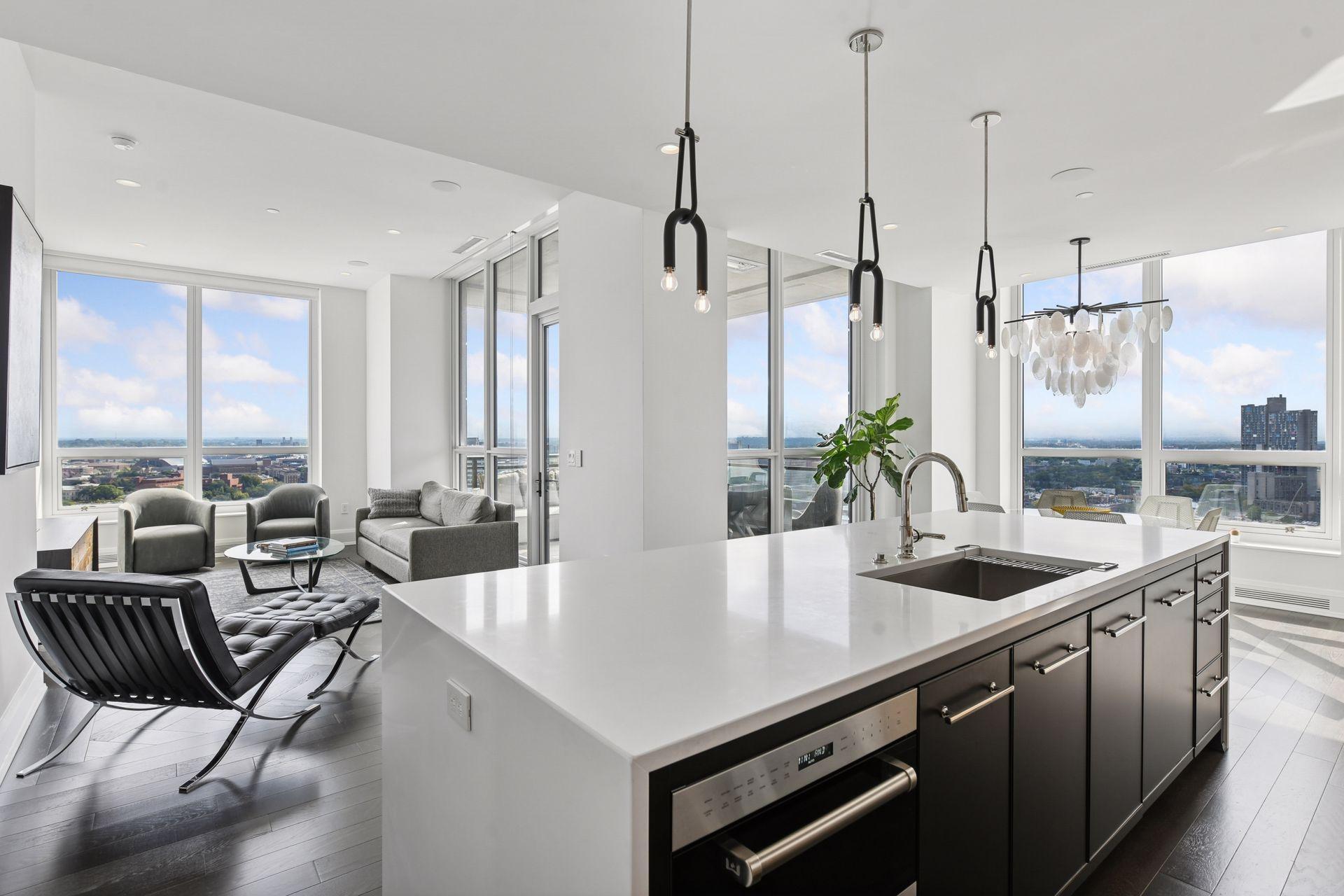 1111 W River Parkway Unit: 23D