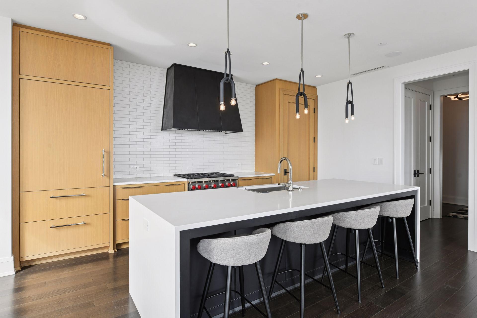 1111 W River Parkway Unit: 23D