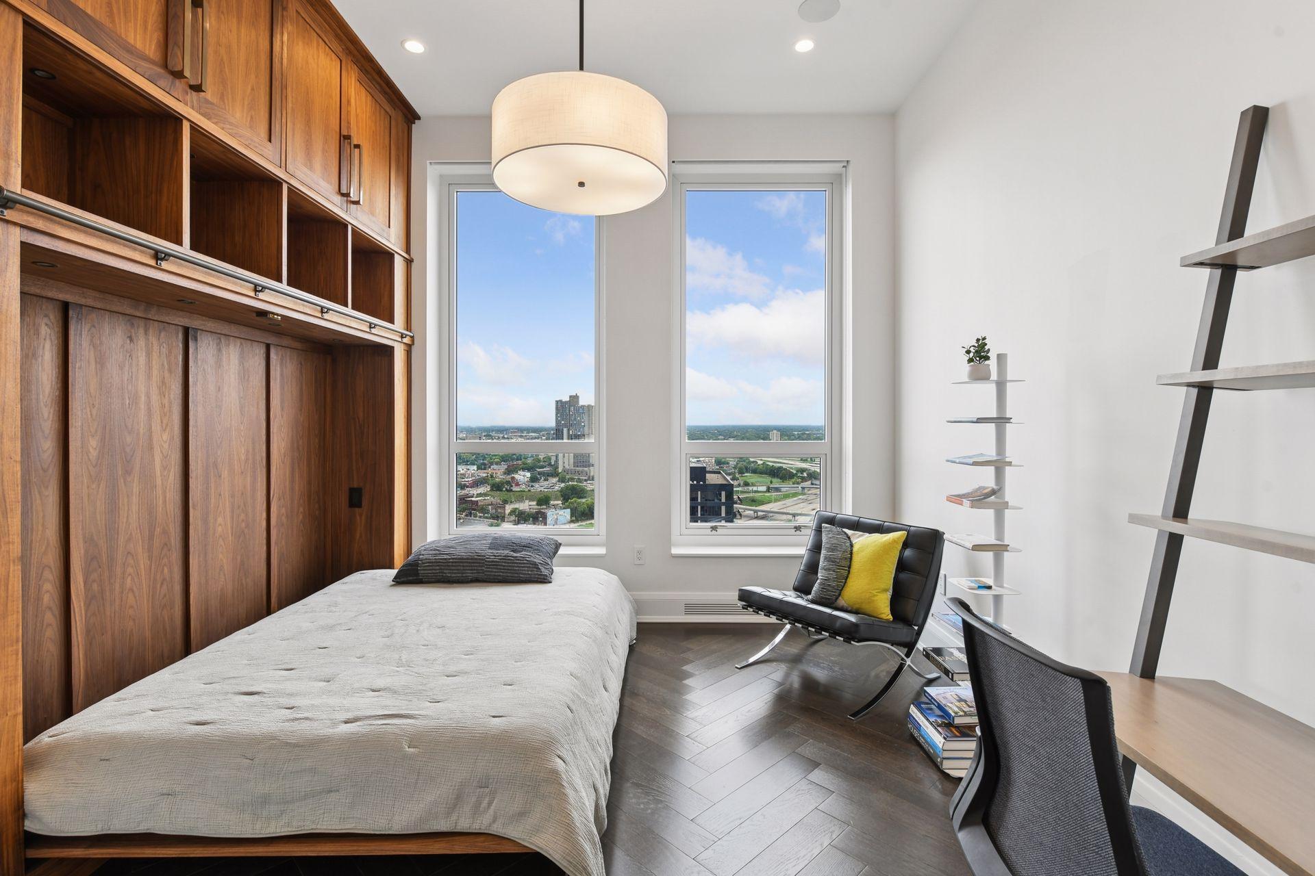 1111 W River Parkway Unit: 23D