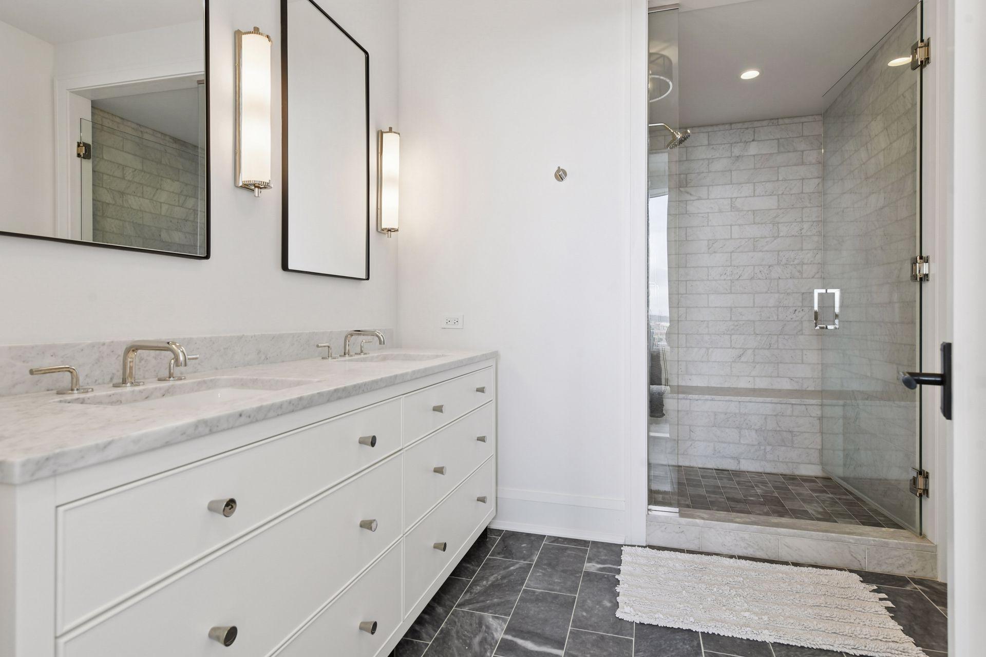 1111 W River Parkway Unit: 23D