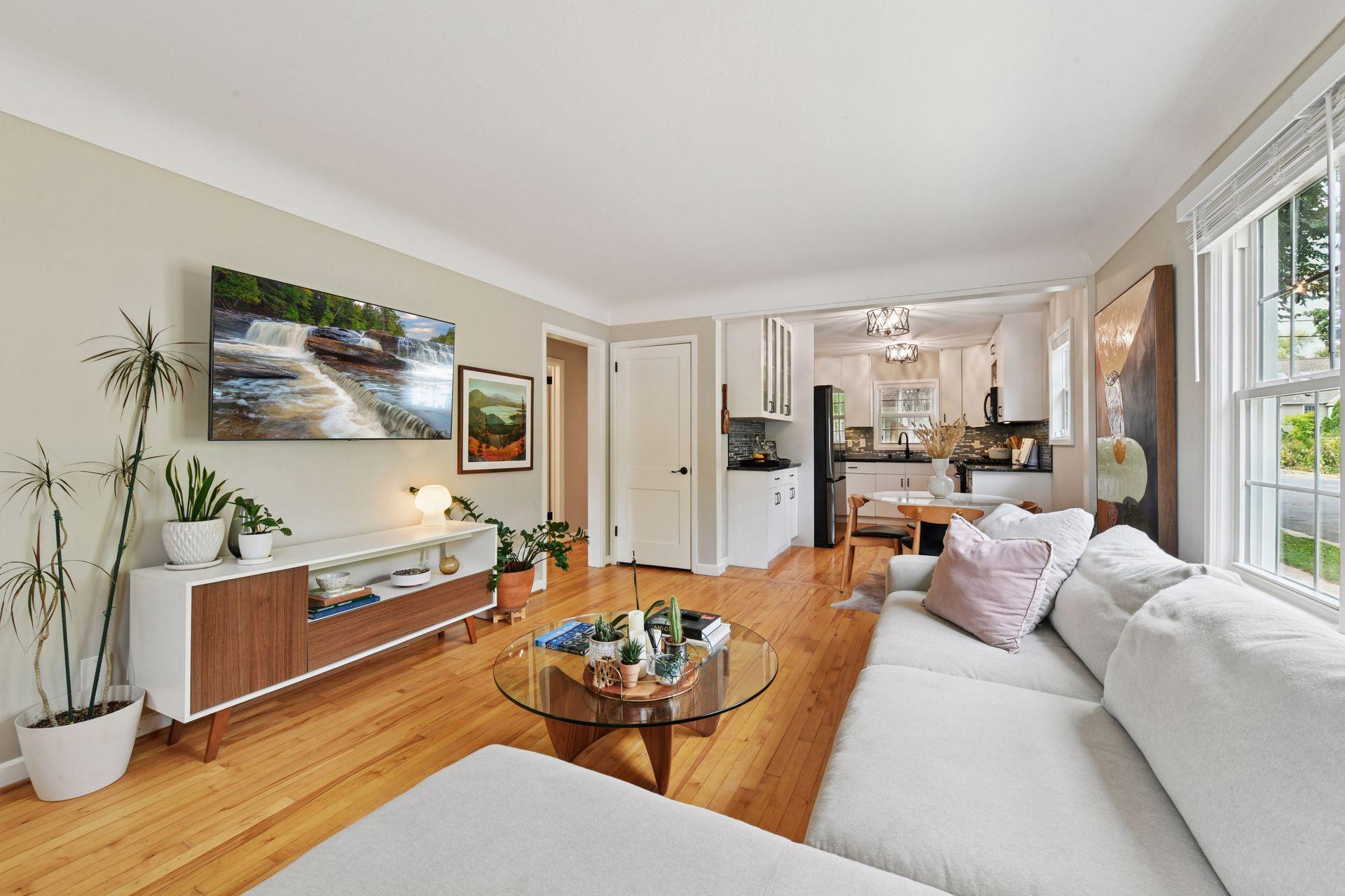 5300 Zenith Avenue S