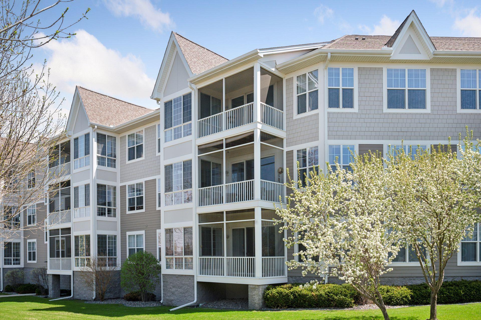 100 Clydesdale Trail Unit: 228