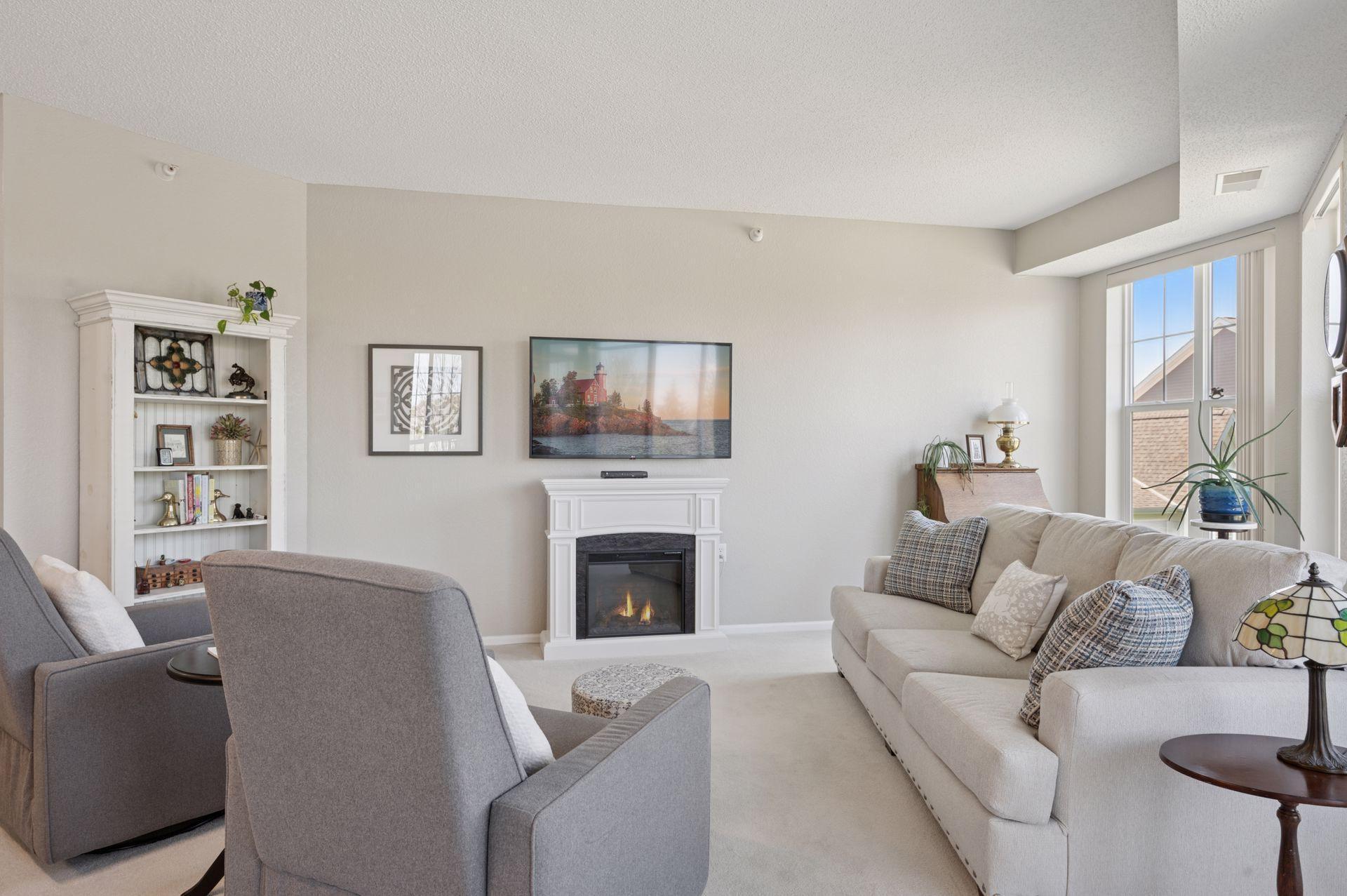 100 Clydesdale Trail Unit: 228