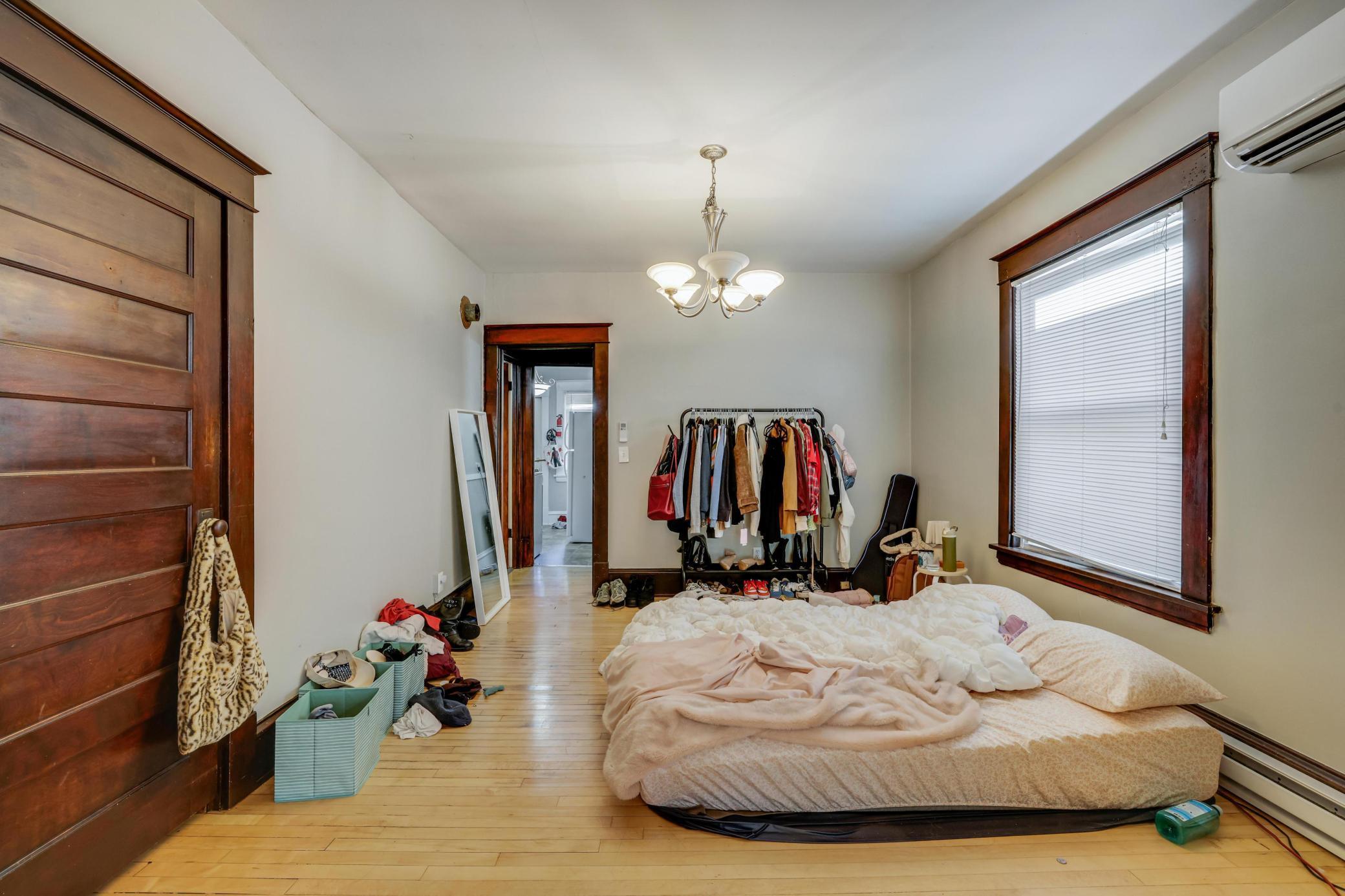 2821 Garfield Avenue