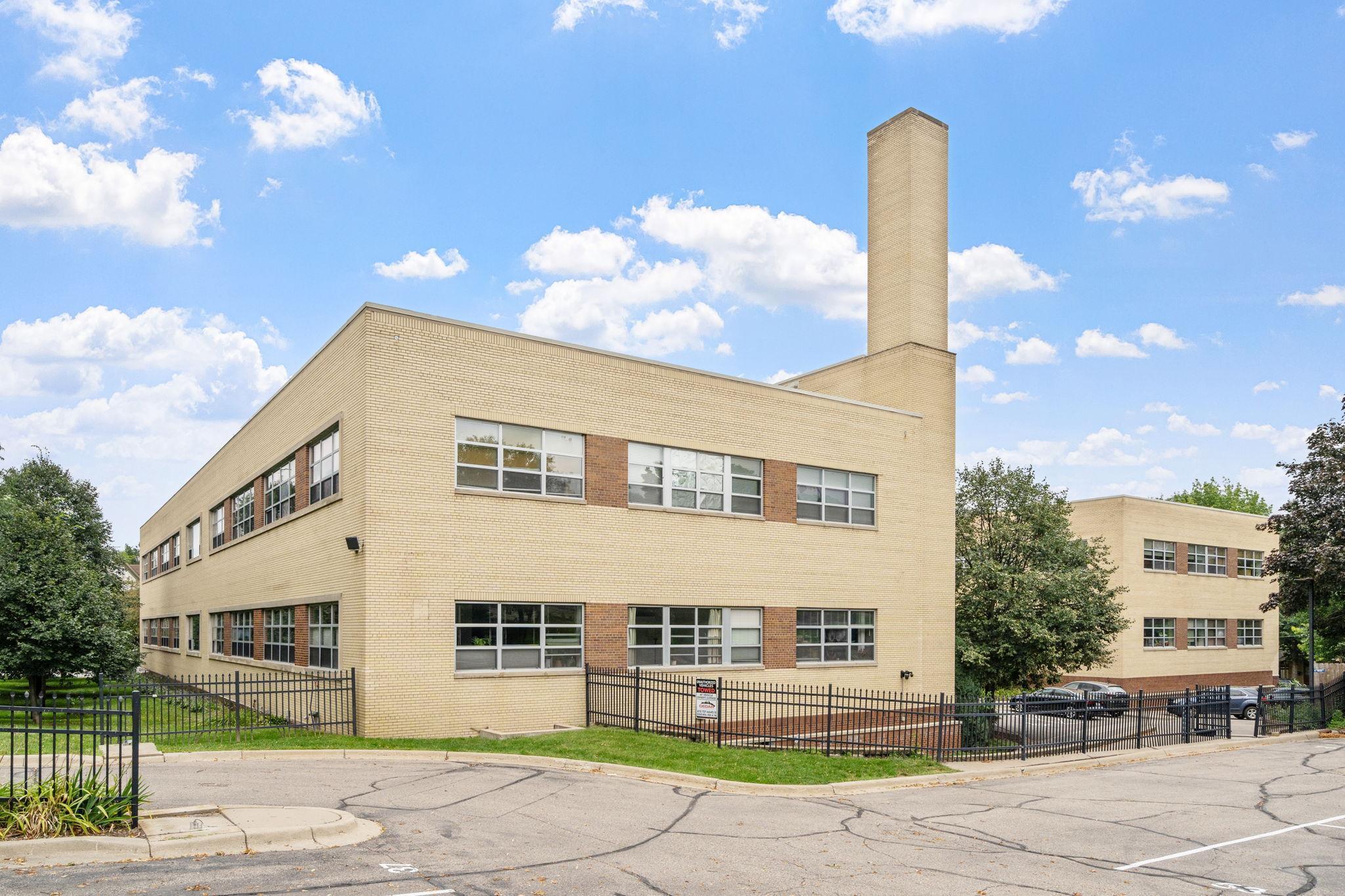 111 E Franklin Avenue Unit: 316