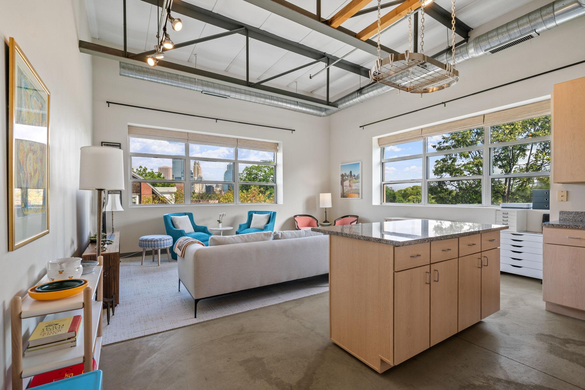 111 E Franklin Avenue Unit: 316