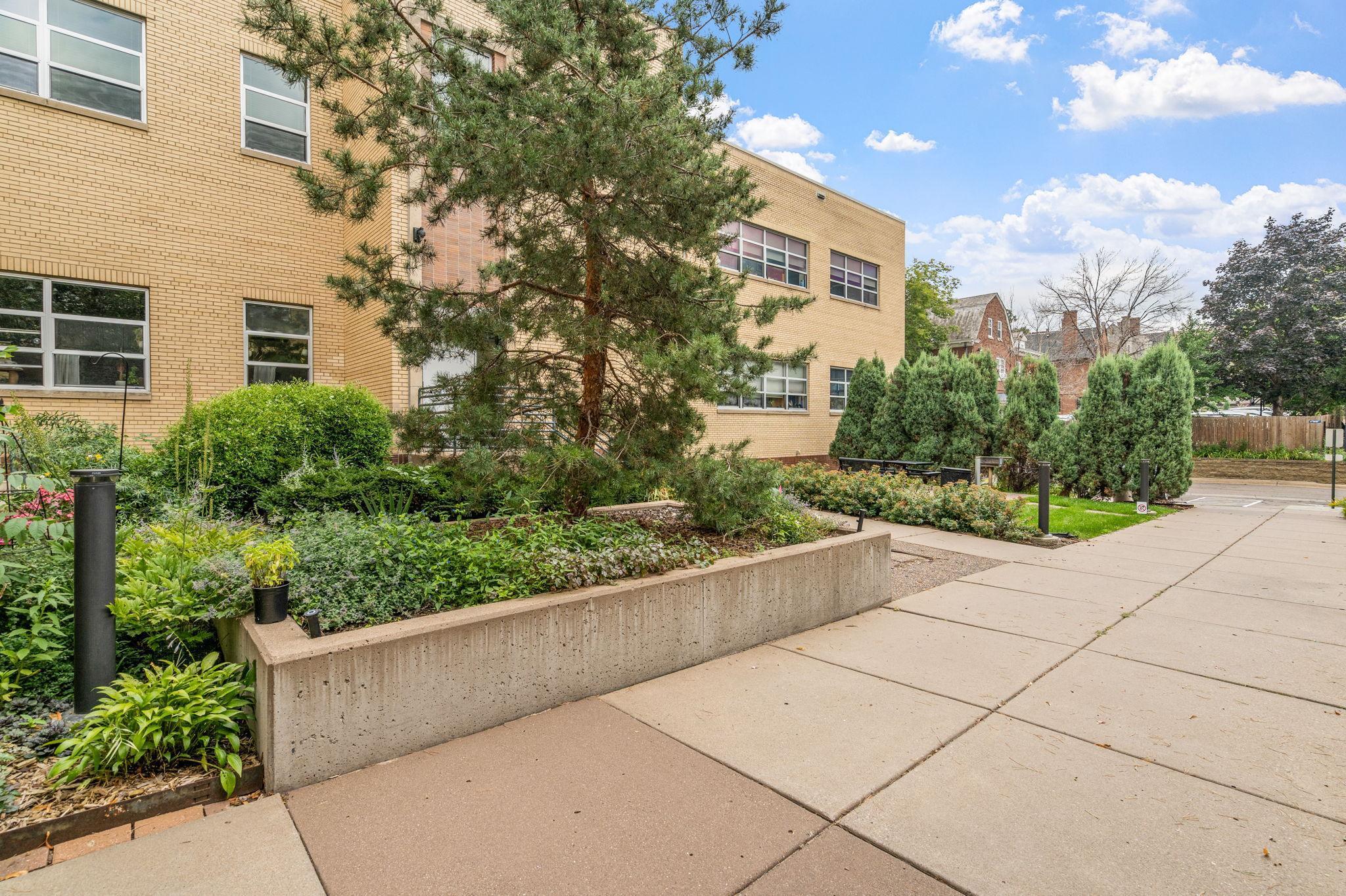 111 E Franklin Avenue Unit: 316