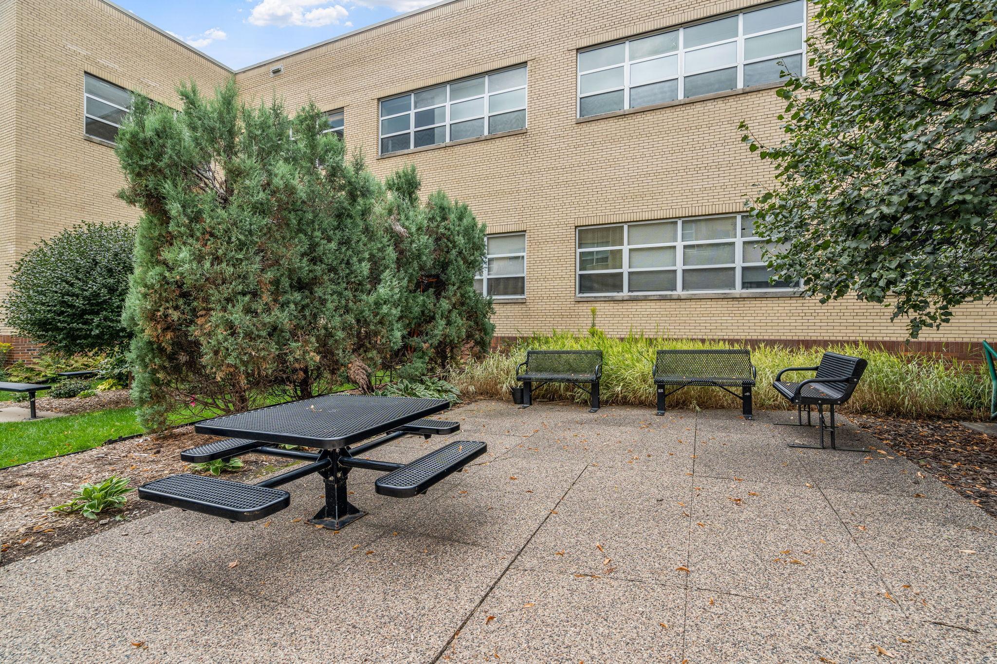 111 E Franklin Avenue Unit: 316