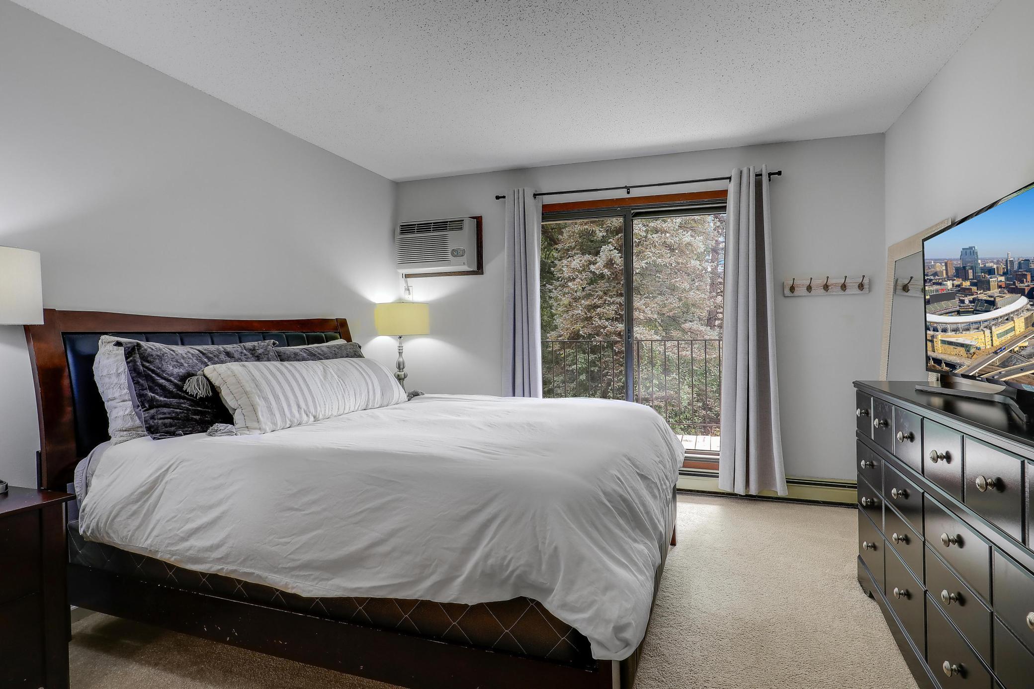 5607 Green Circle Drive Unit: 210