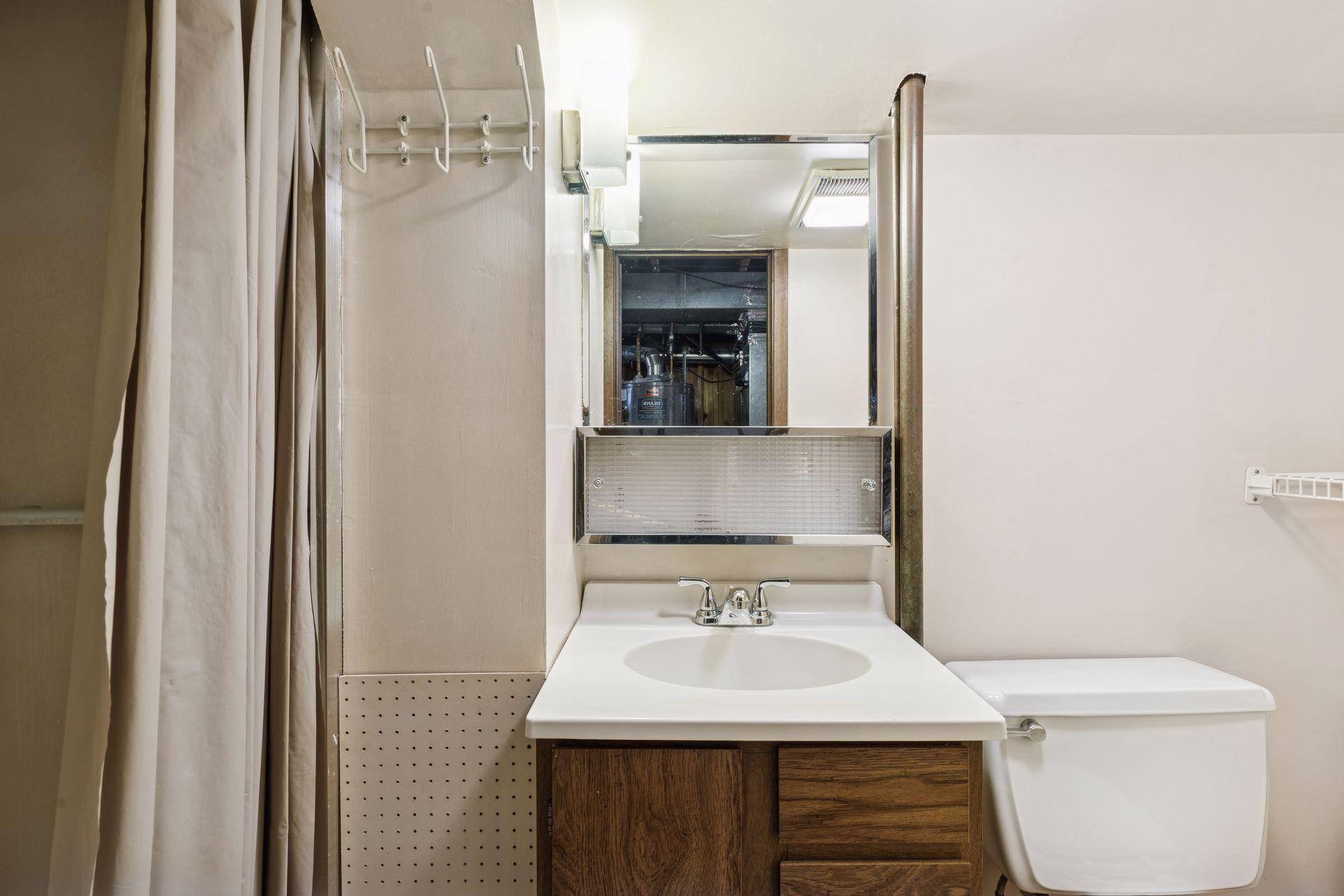 7041 Georgia Avenue N