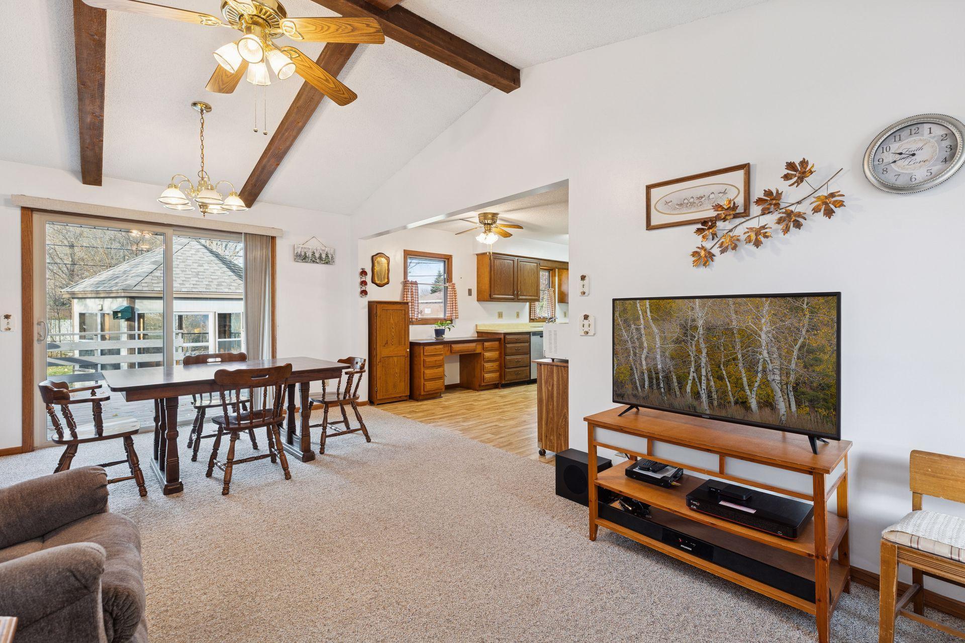 7041 Georgia Avenue N