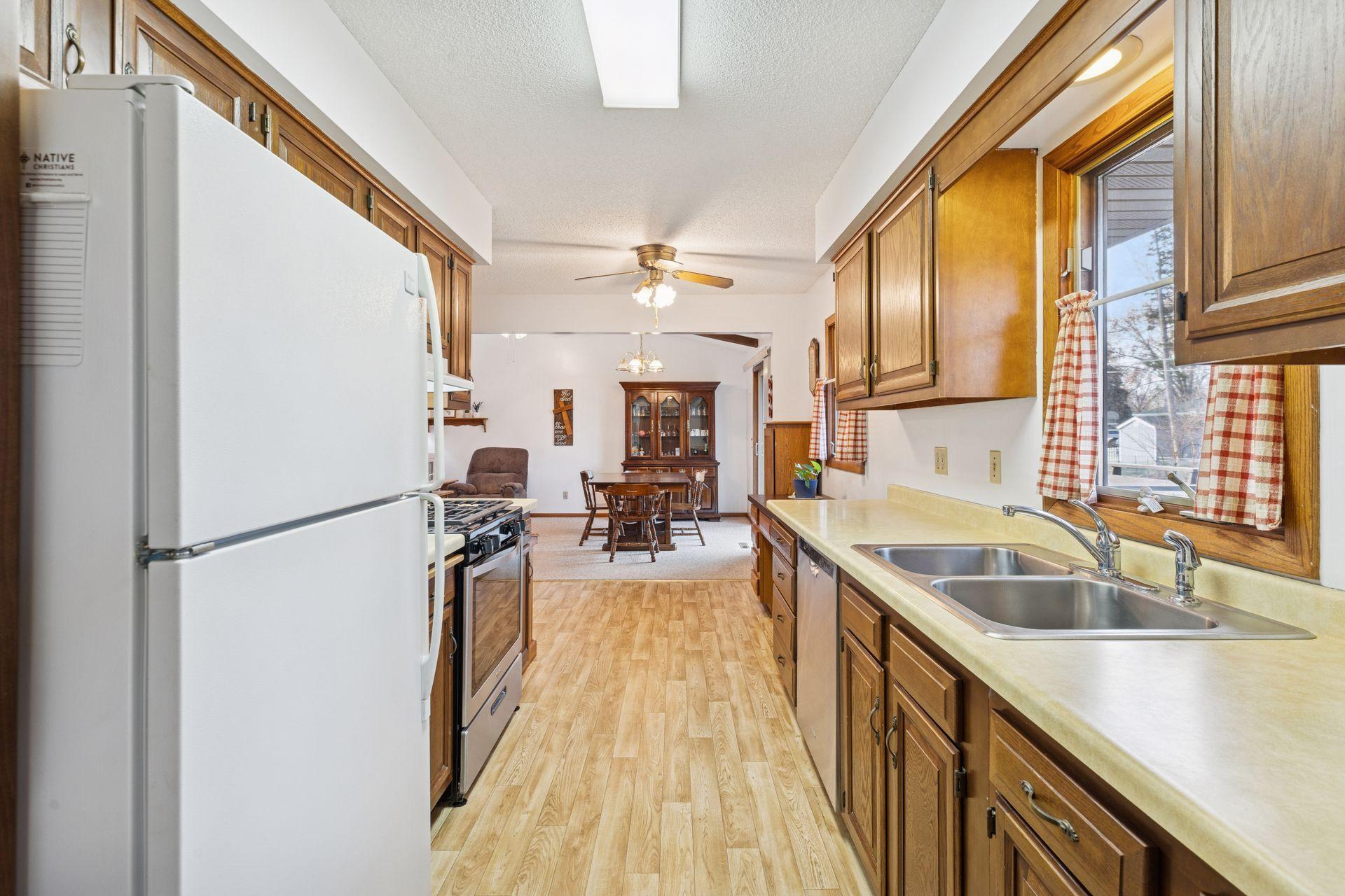 7041 Georgia Avenue N