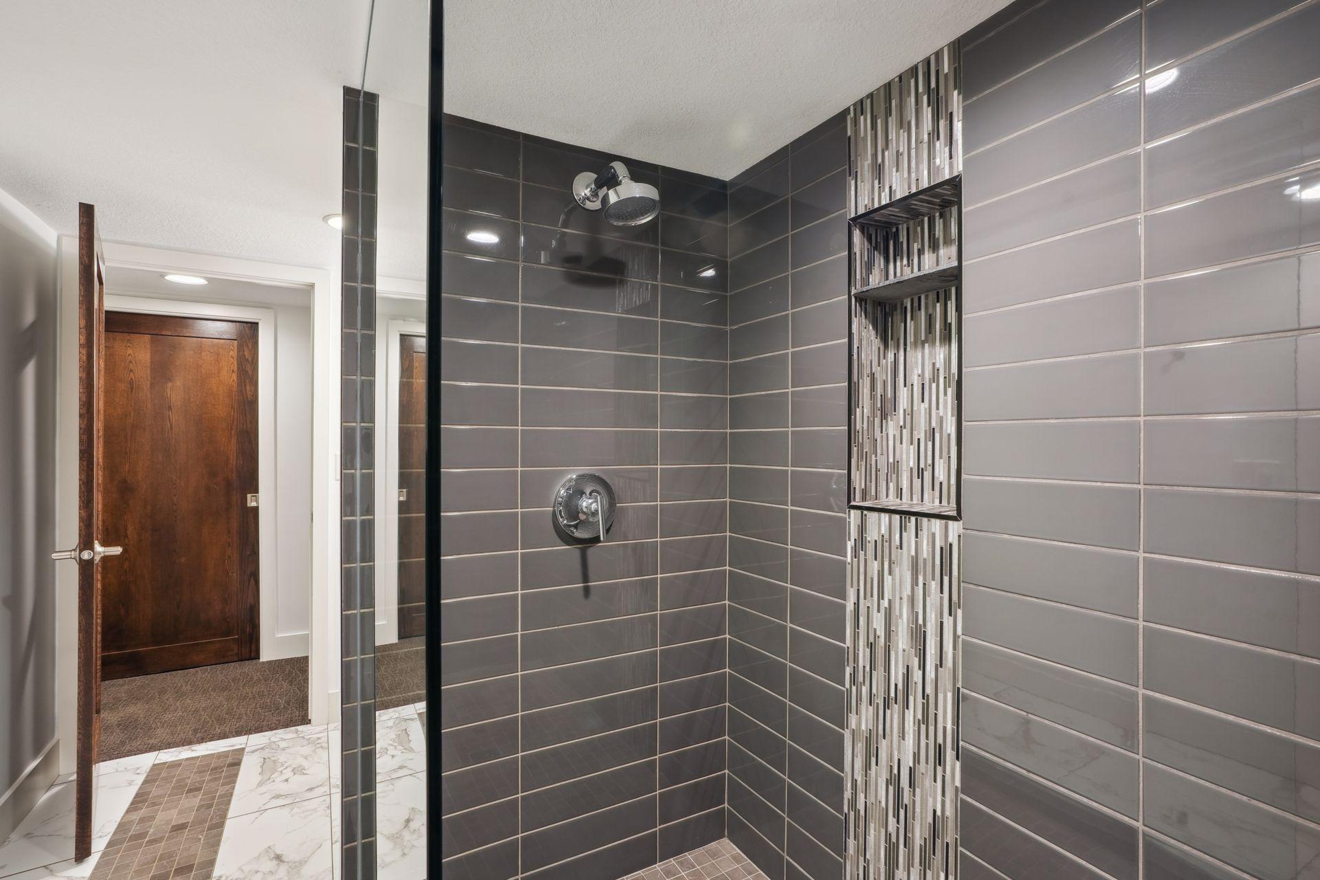 209 Westwood Drive N