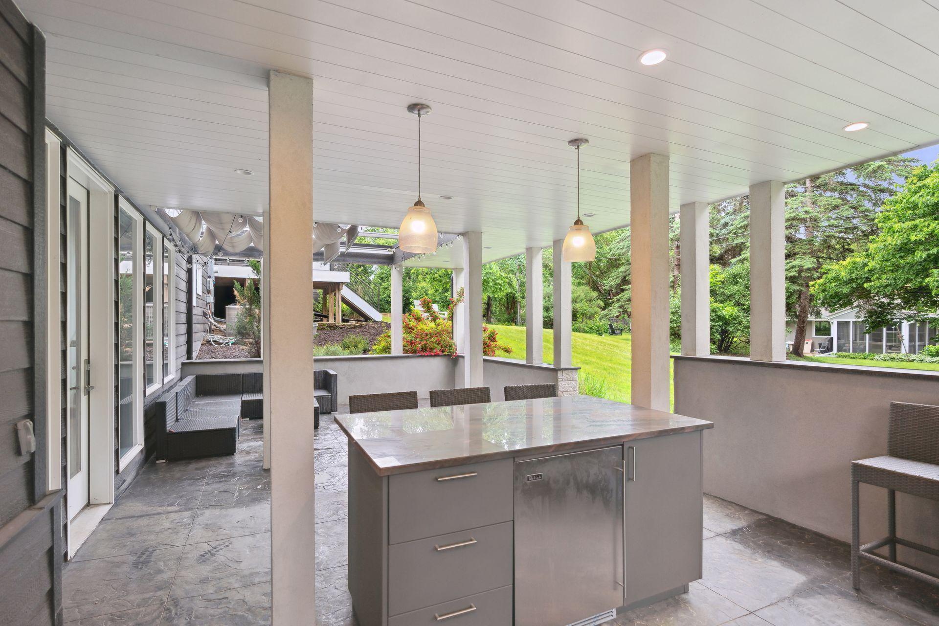 209 Westwood Drive N