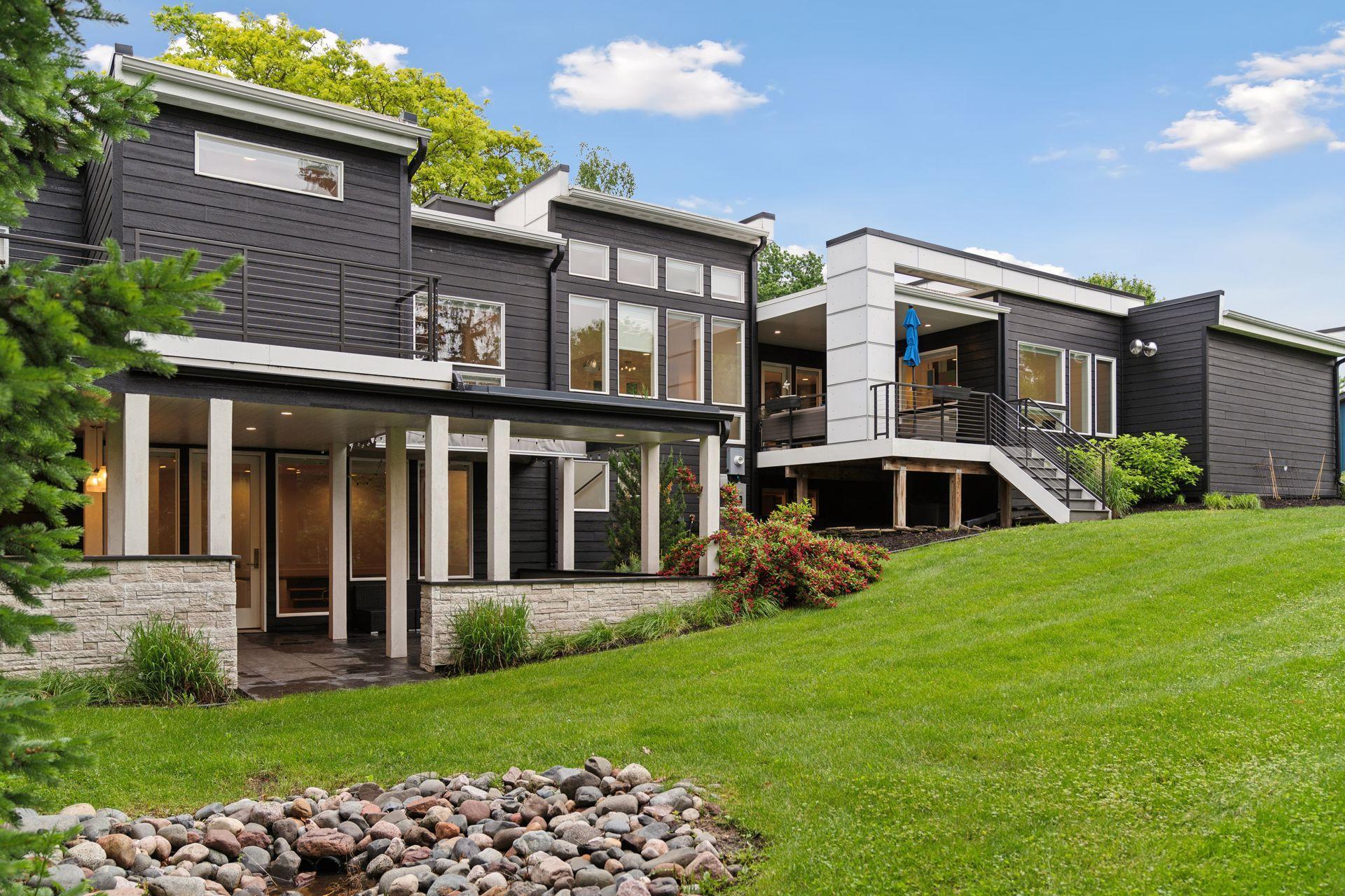 209 Westwood Drive N