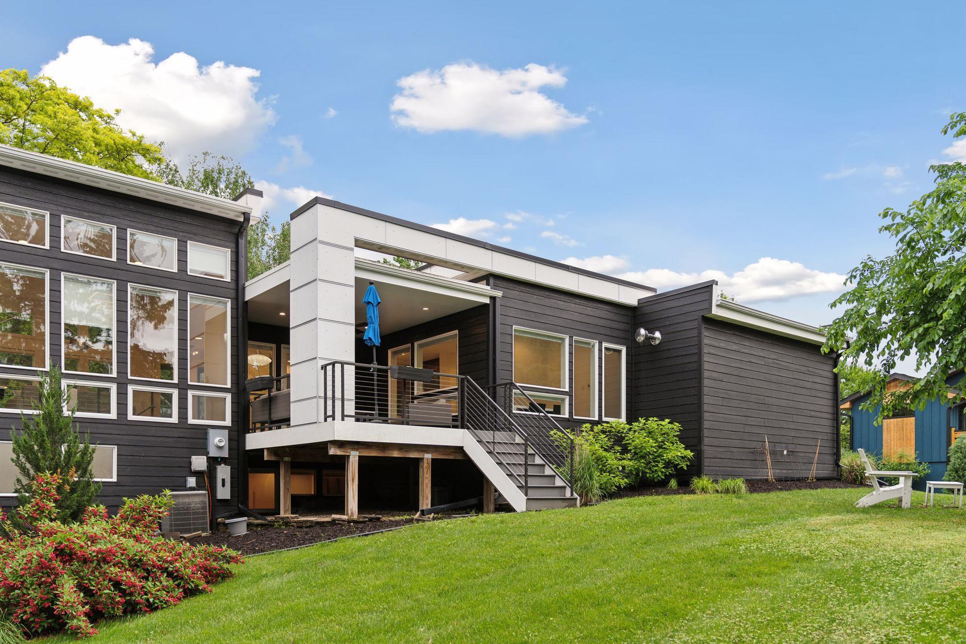 209 Westwood Drive N