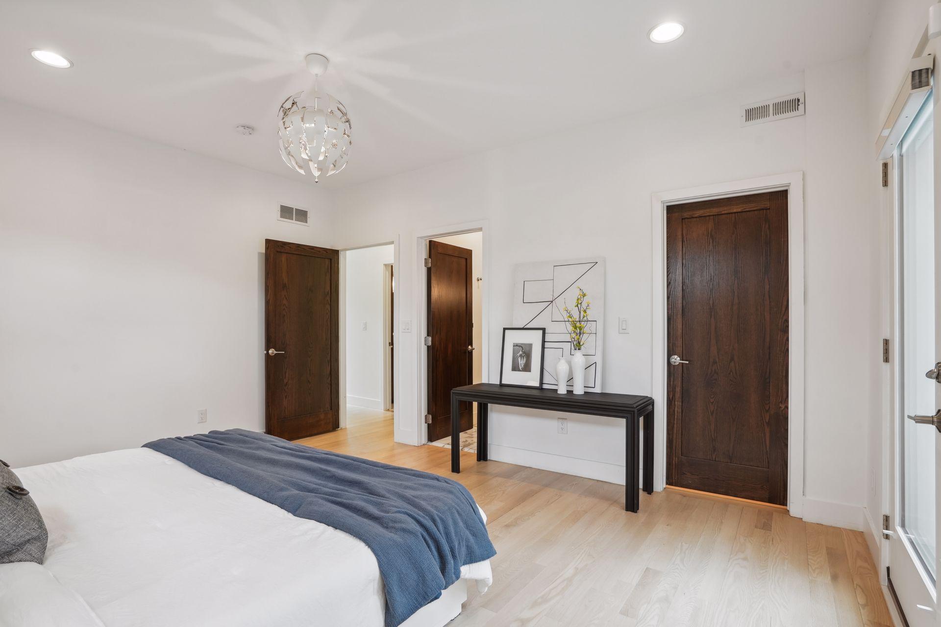 209 Westwood Drive N