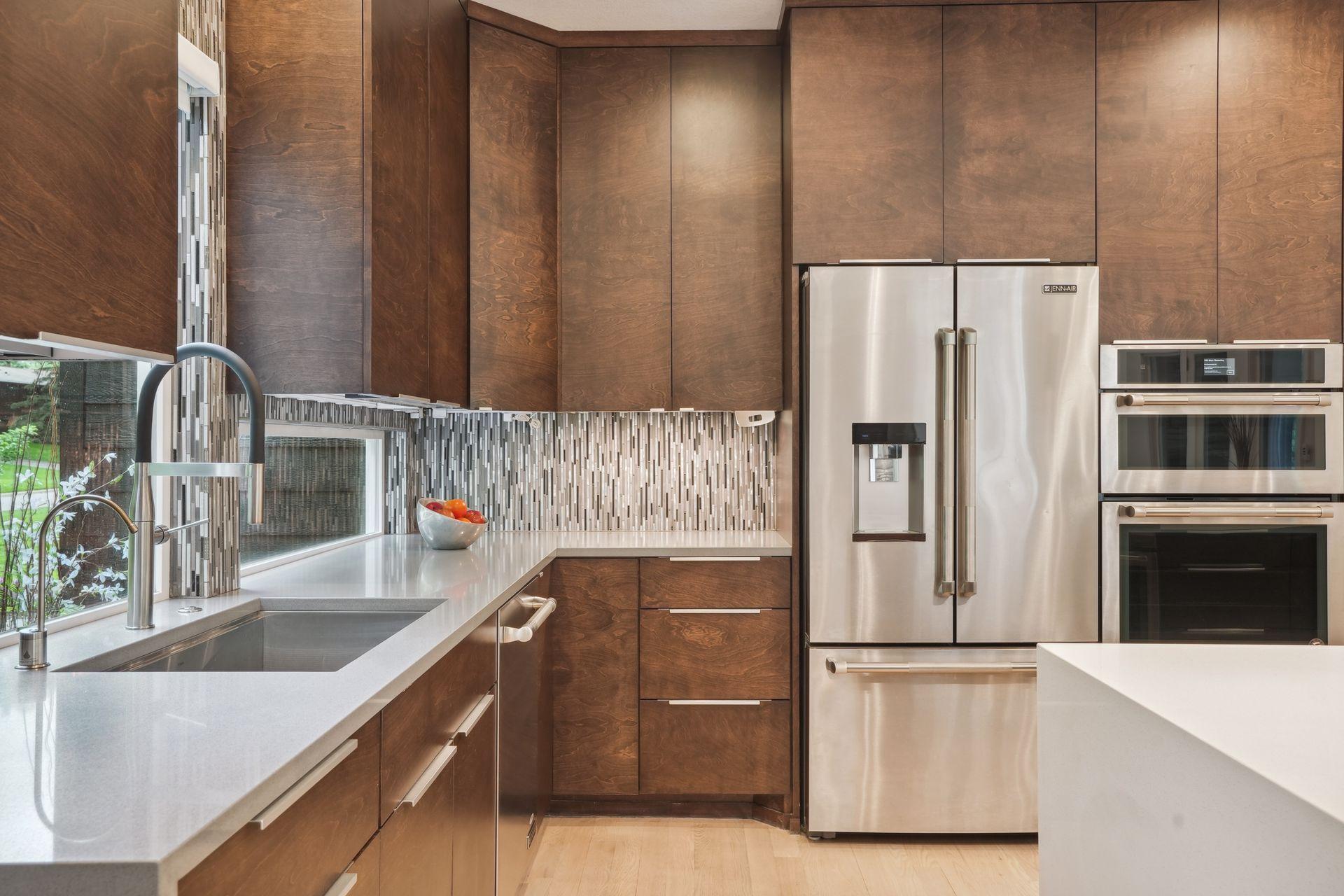 209 Westwood Drive N