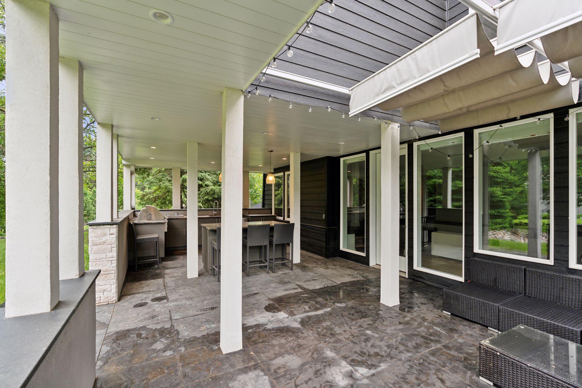 209 Westwood Drive N