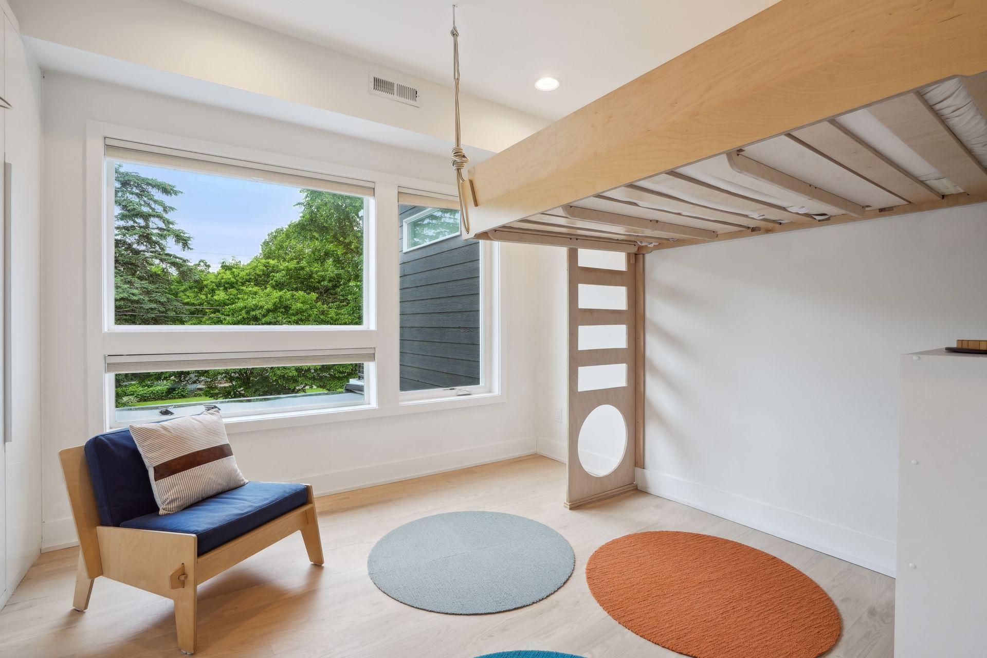 209 Westwood Drive N