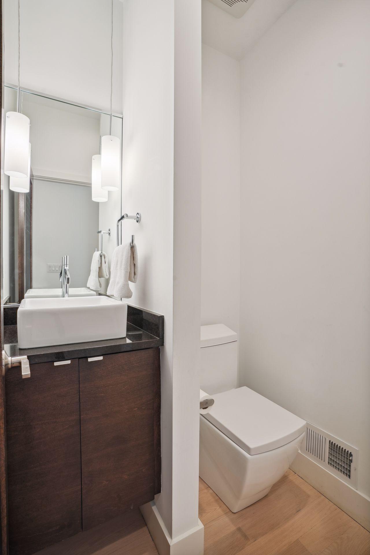 209 Westwood Drive N