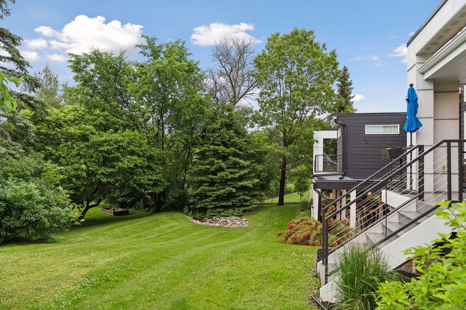 209 Westwood Drive N