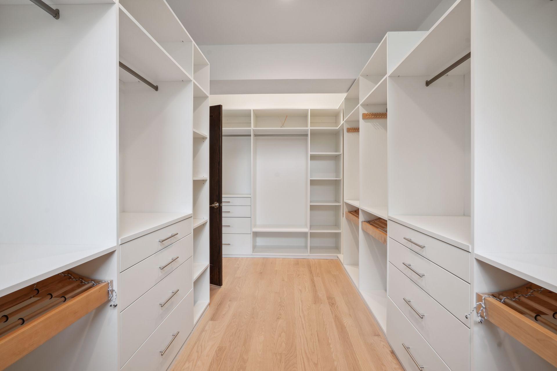 209 Westwood Drive N