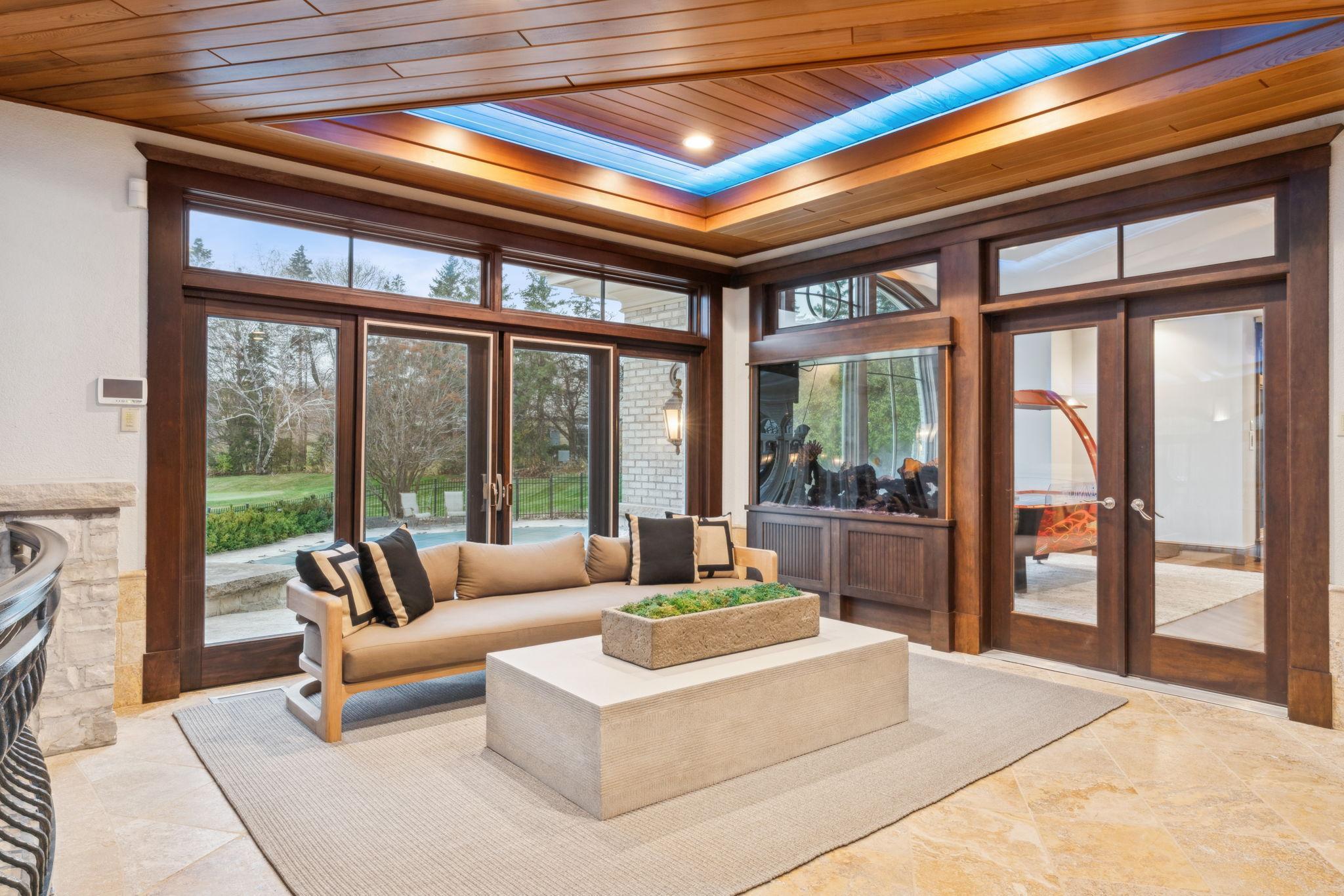 1492 Hunter Drive