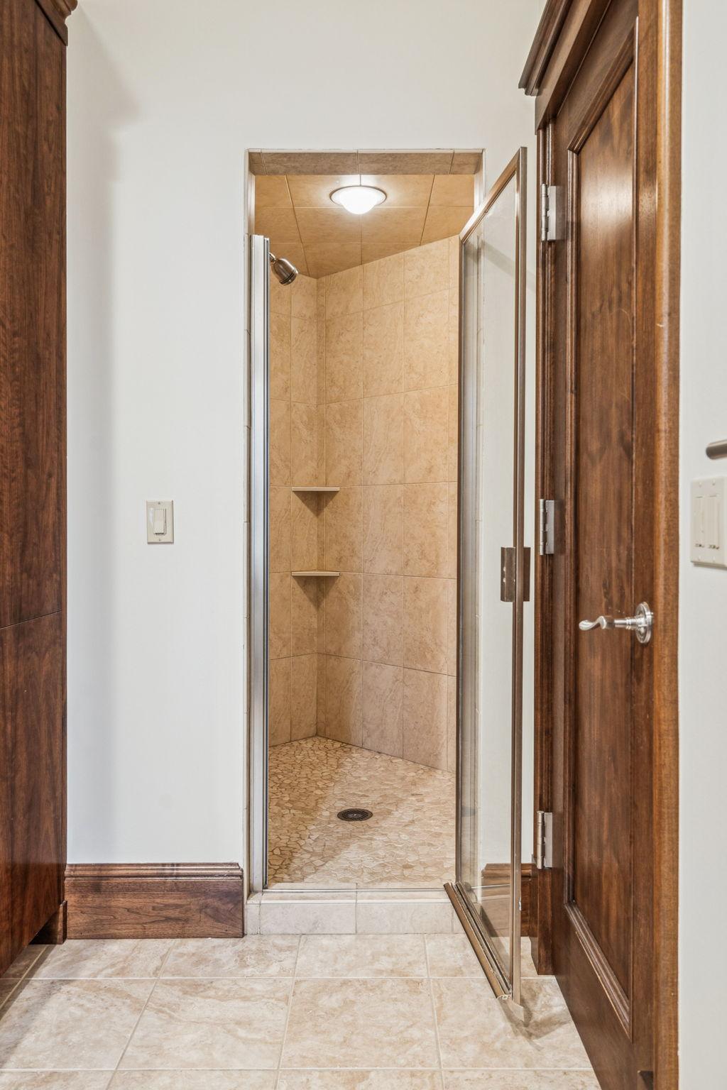 1492 Hunter Drive