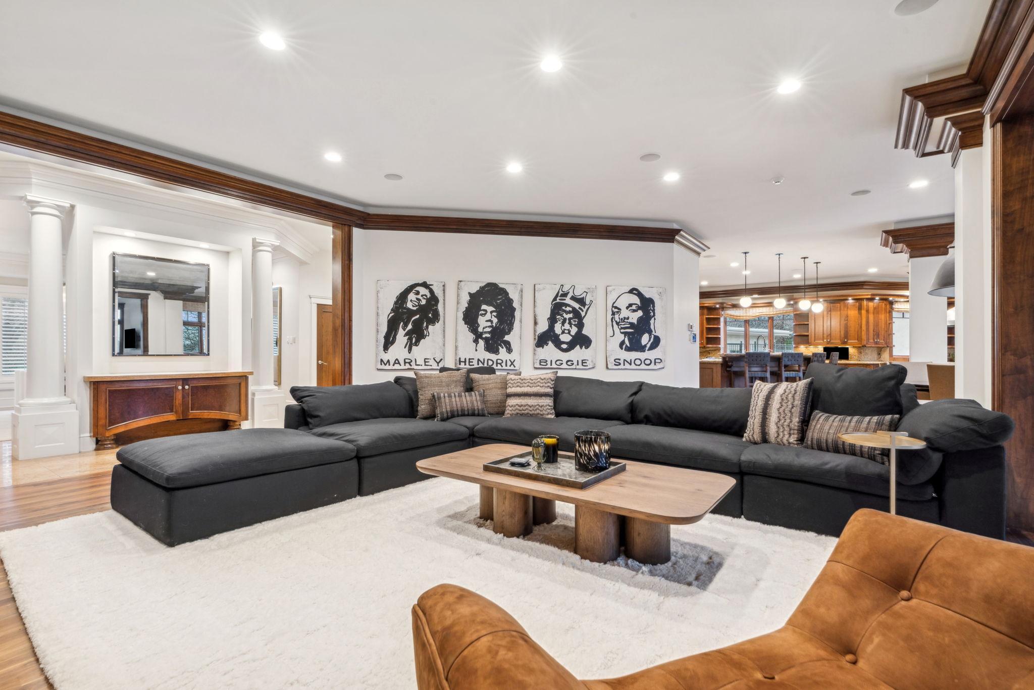 1492 Hunter Drive