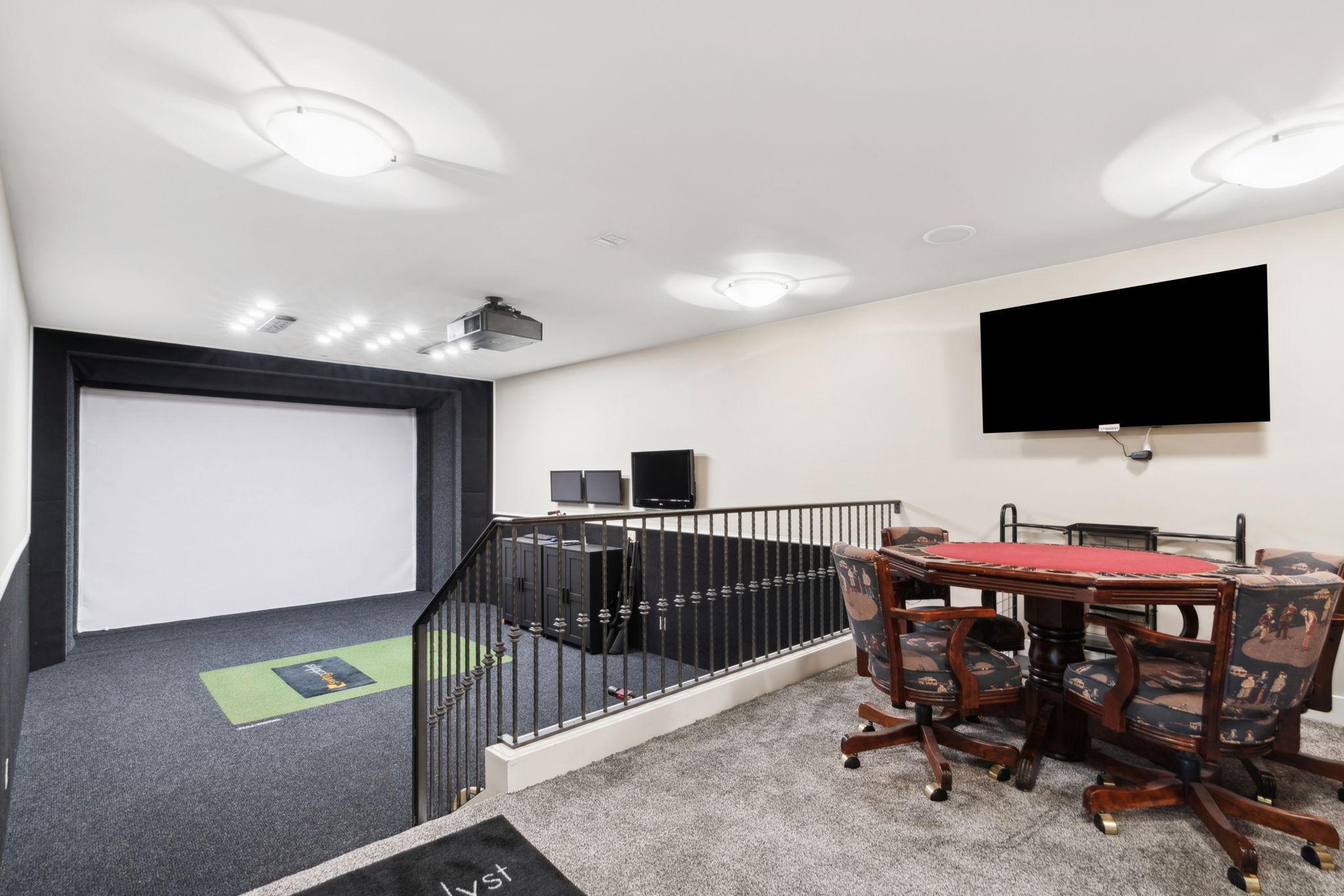 1492 Hunter Drive