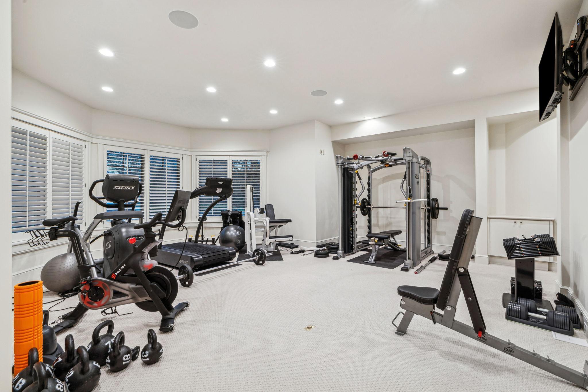 1492 Hunter Drive