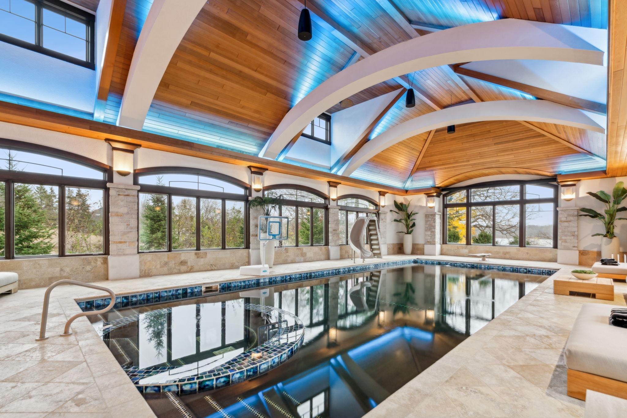 1492 Hunter Drive