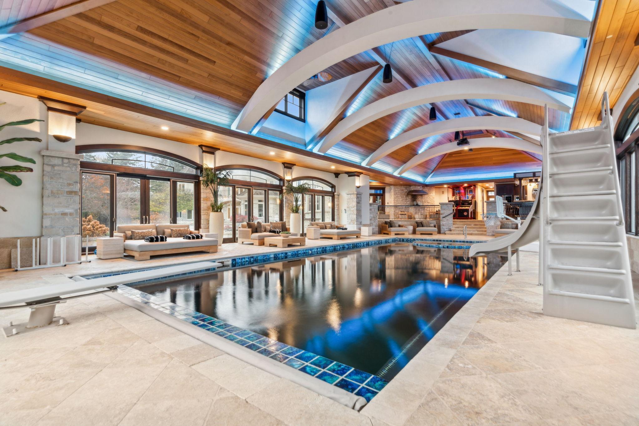1492 Hunter Drive