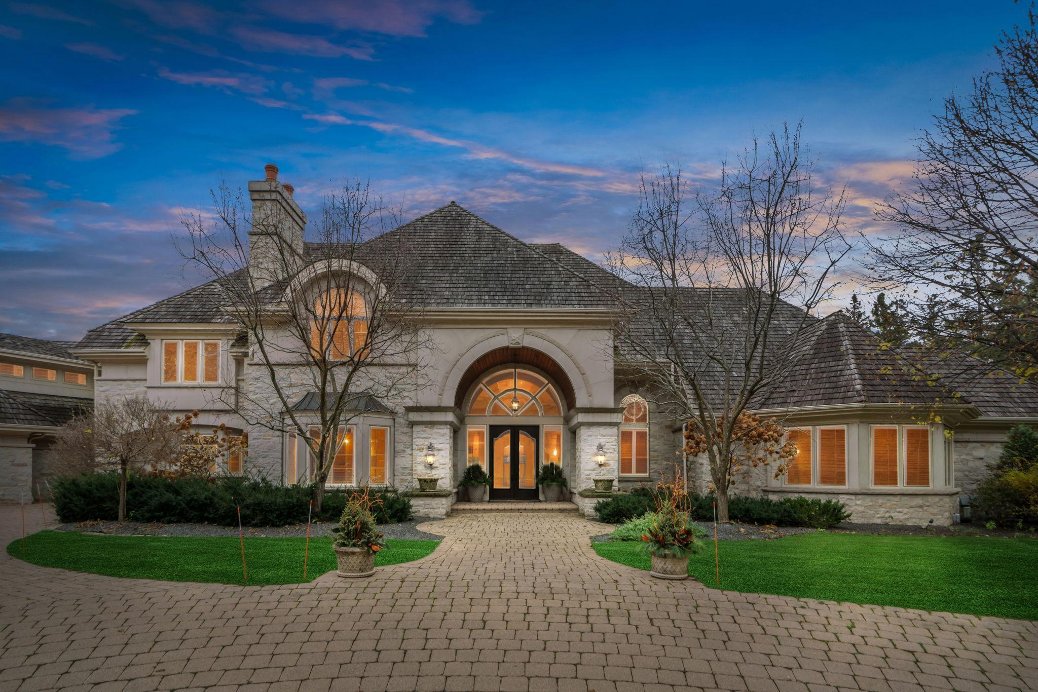 1492 Hunter Drive