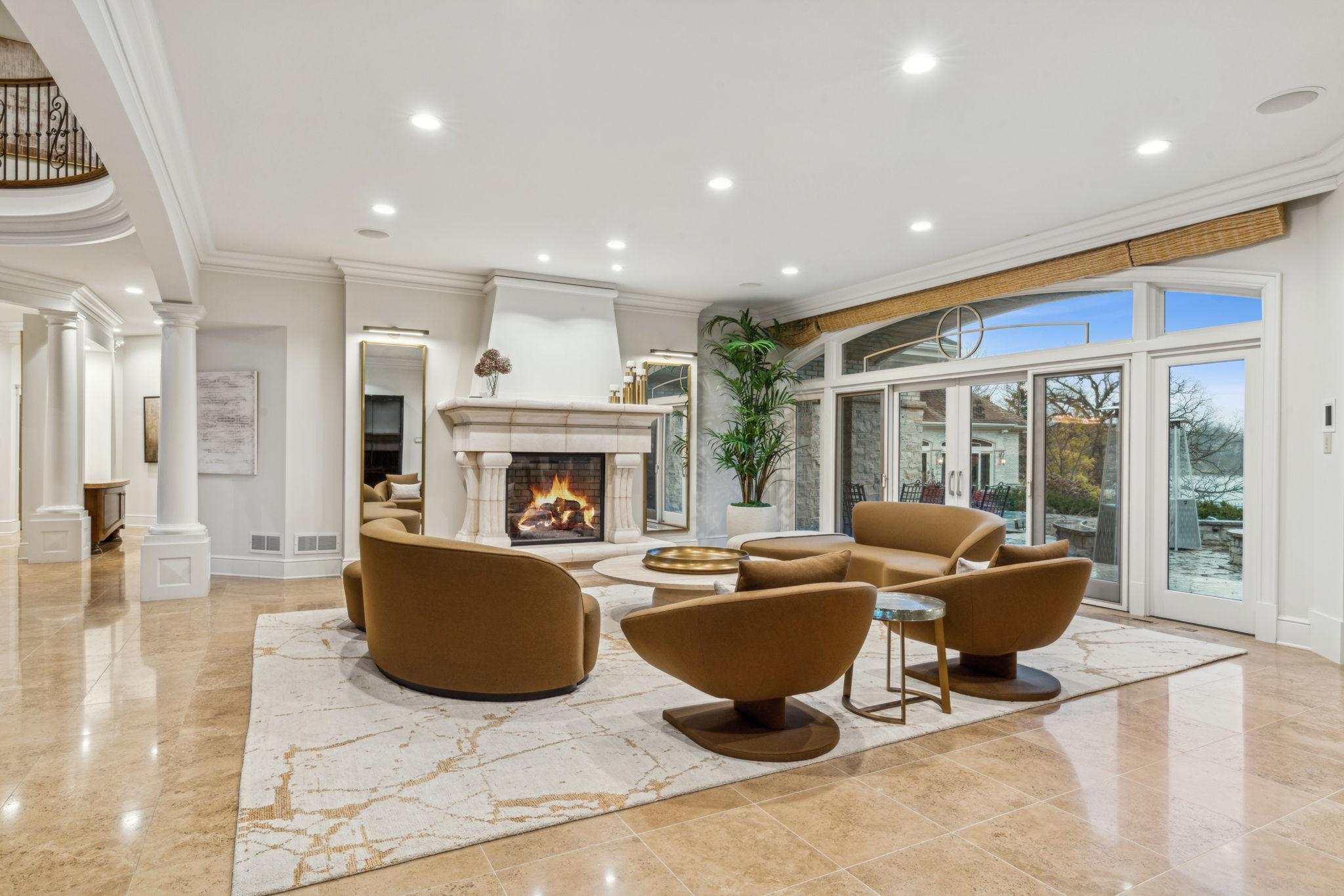 1492 Hunter Drive
