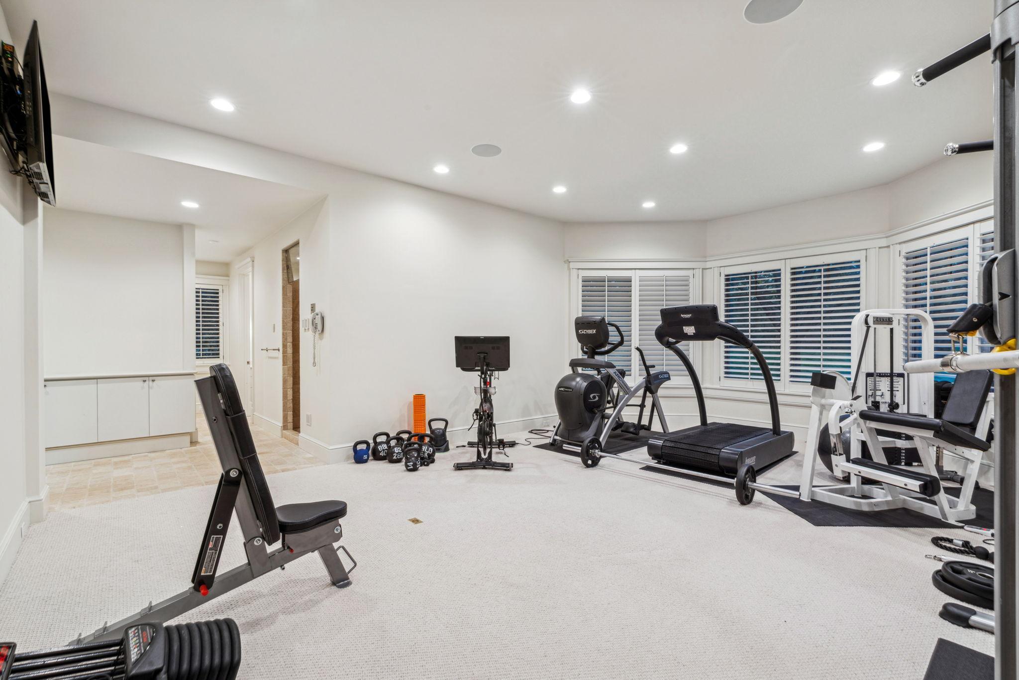 1492 Hunter Drive