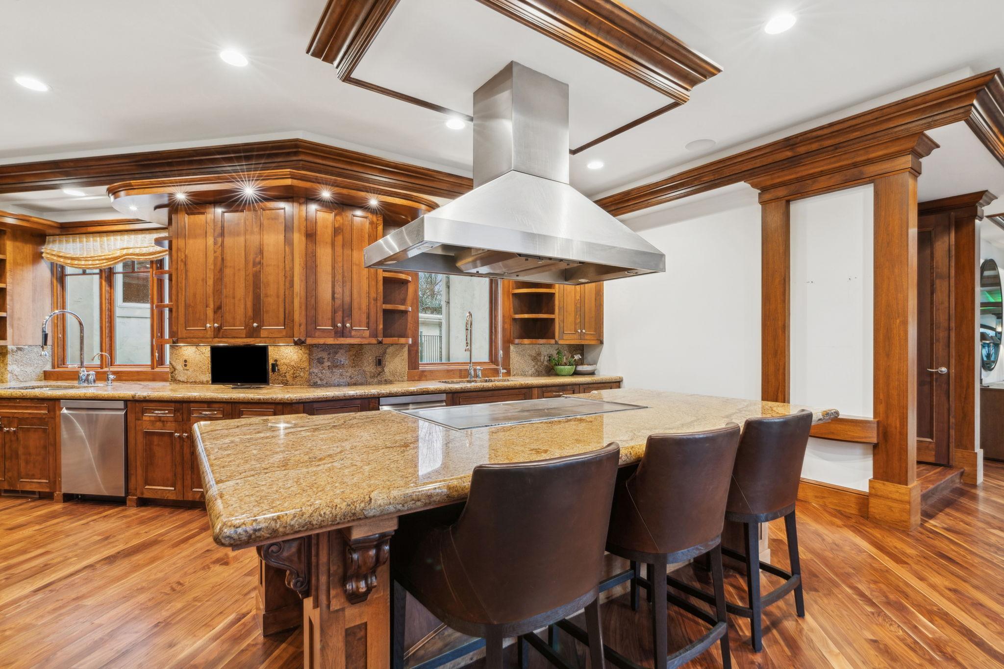 1492 Hunter Drive