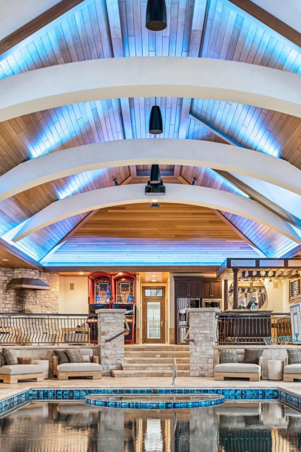 1492 Hunter Drive