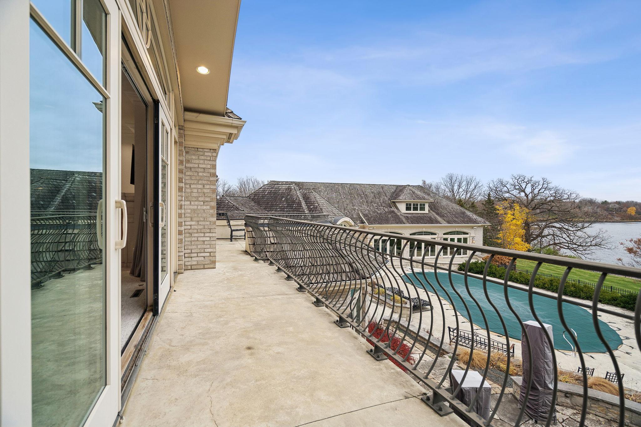 1492 Hunter Drive