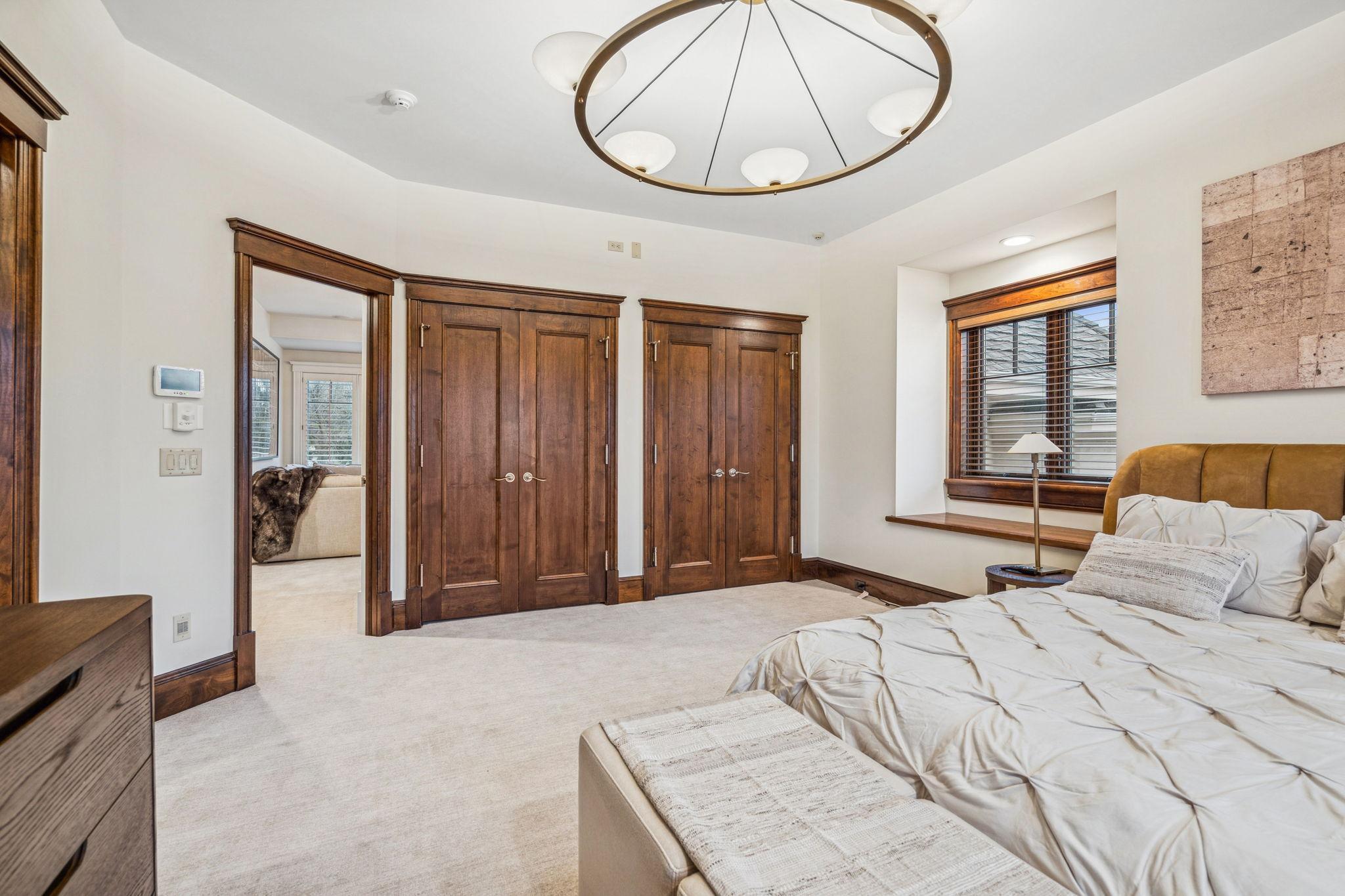 1492 Hunter Drive