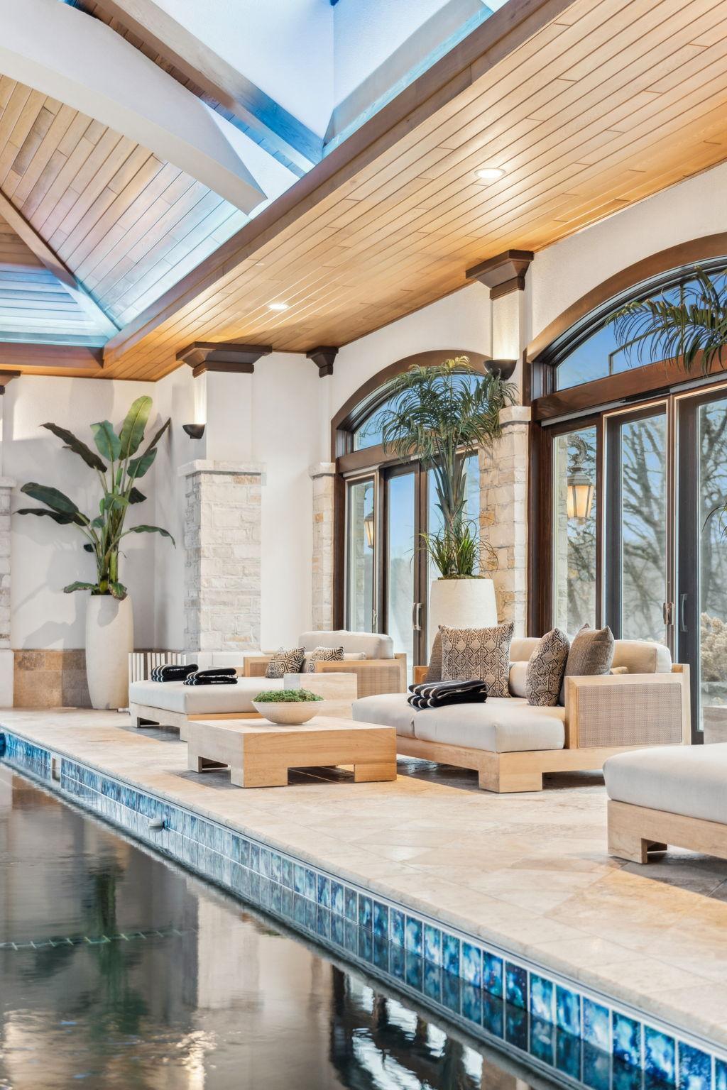 1492 Hunter Drive